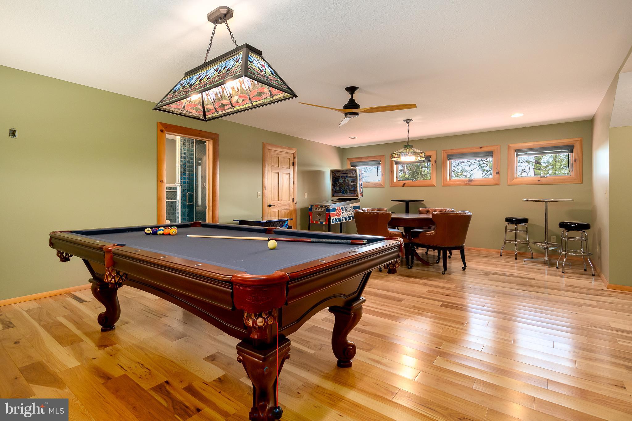 GLEN COVE - Residential