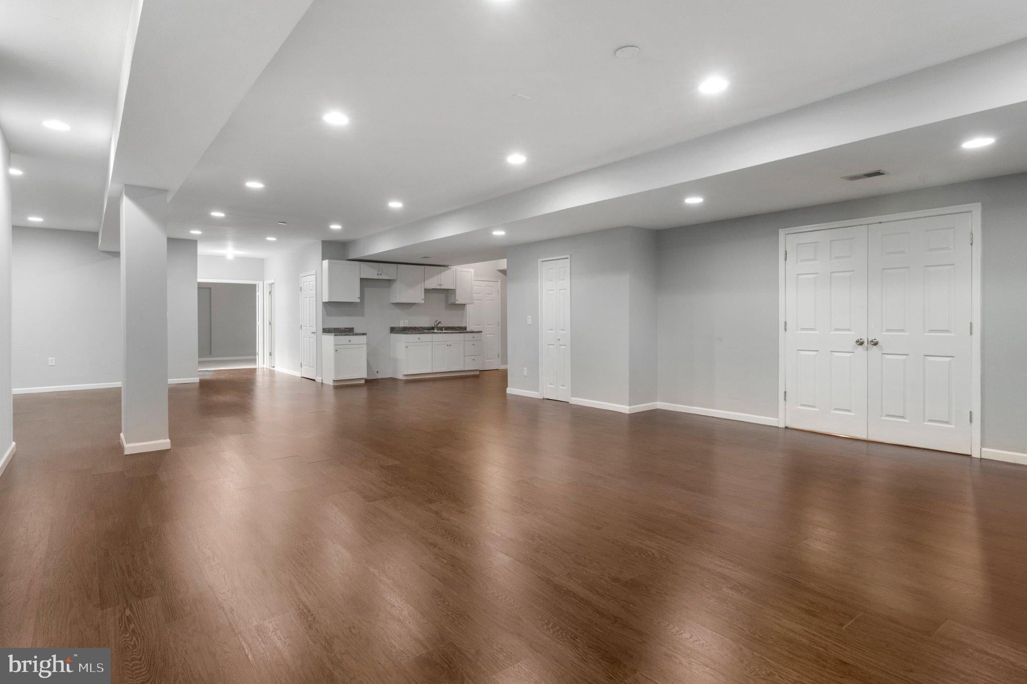 1815 GRANBY WAY