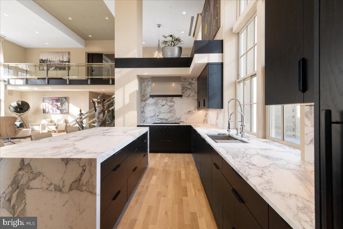 RITTENHOUSE SQUARE - Residential