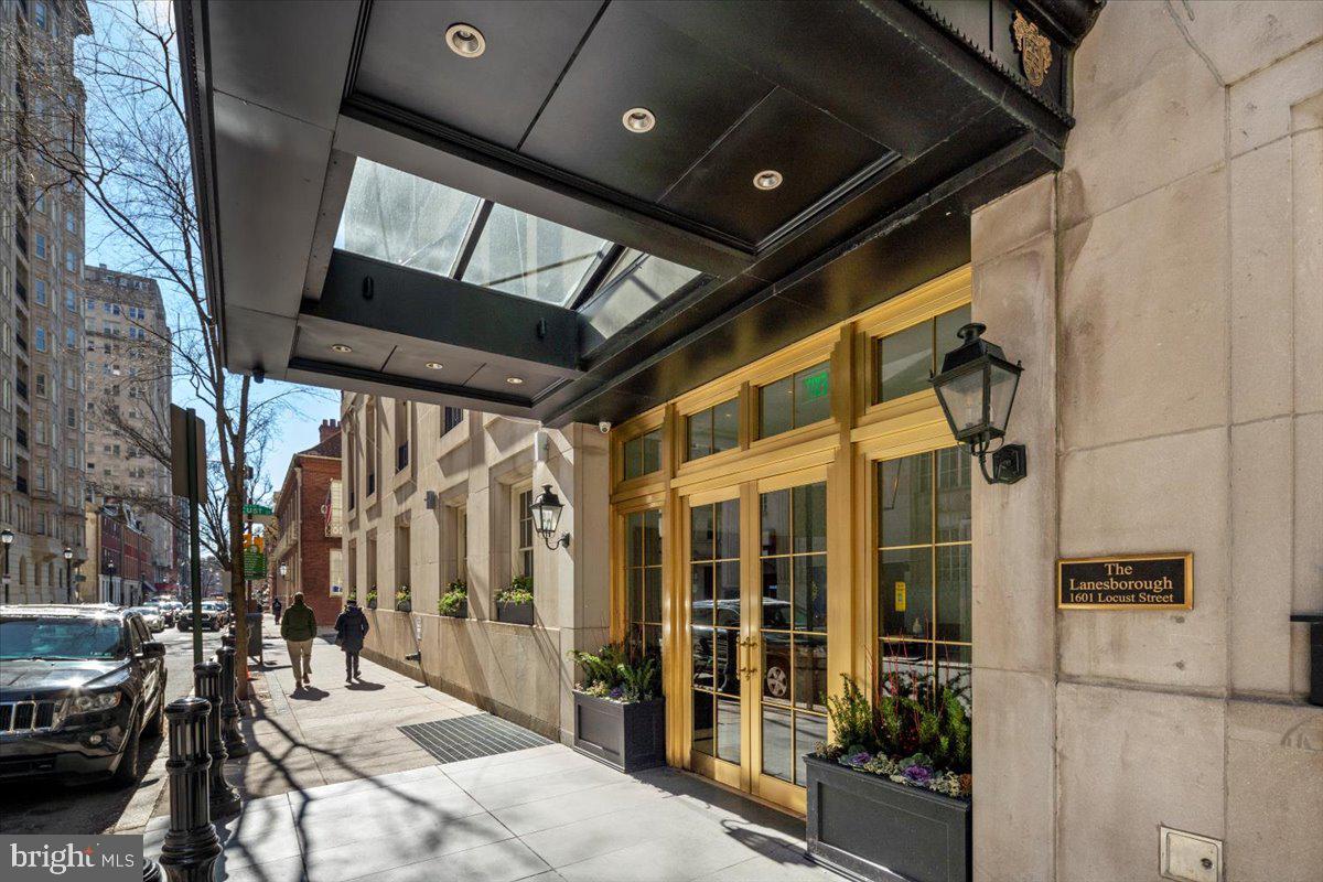 RITTENHOUSE SQUARE - Residential