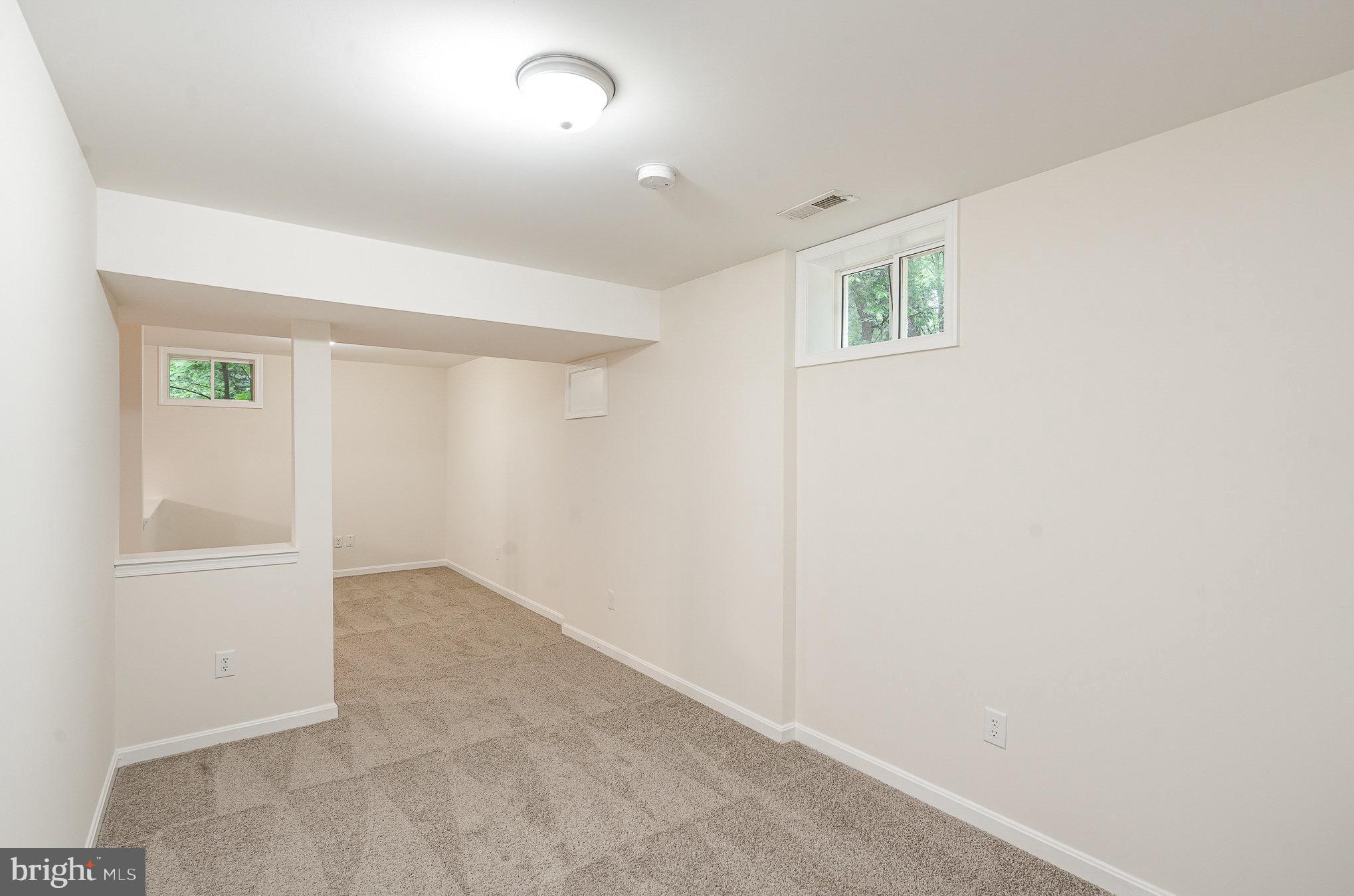 STRATFORD HARBOUR - Residential