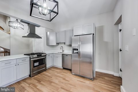 Condo For Rent - 2312 Eutaw Place #A<br/> BALTIMORE, MD 21217