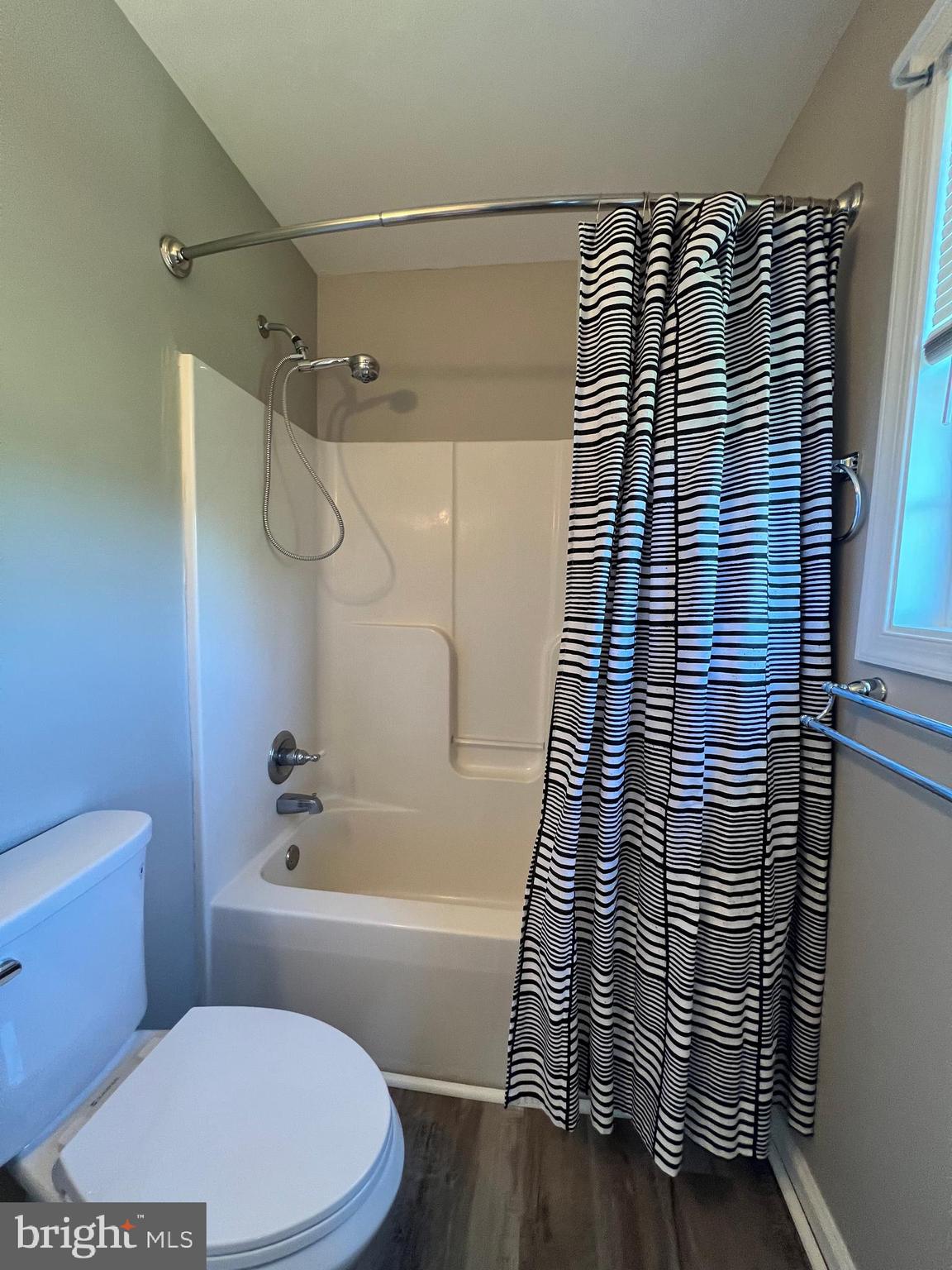 ROLLING HILLS - Residential Lease