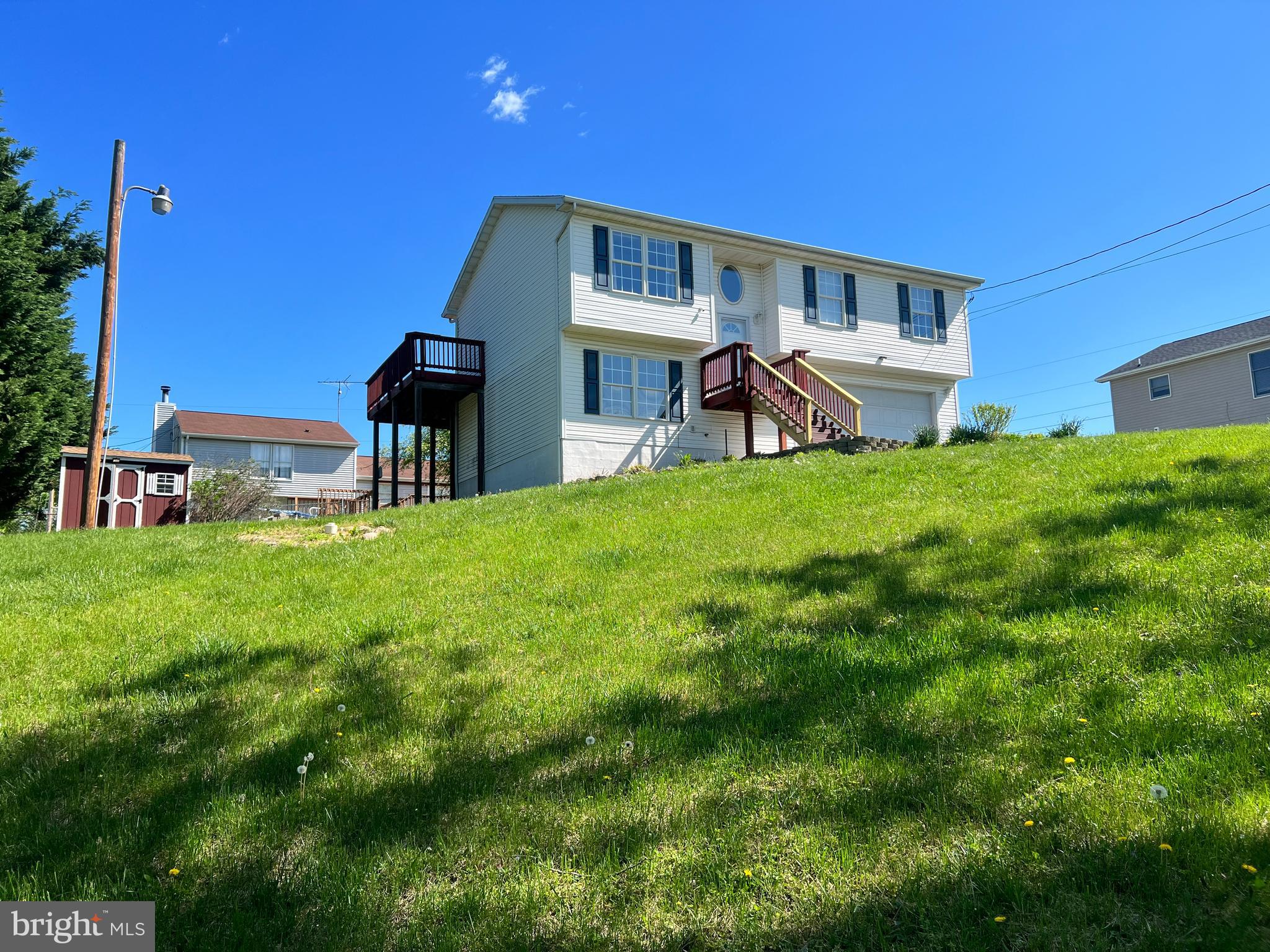 ROLLING HILLS - Residential Lease