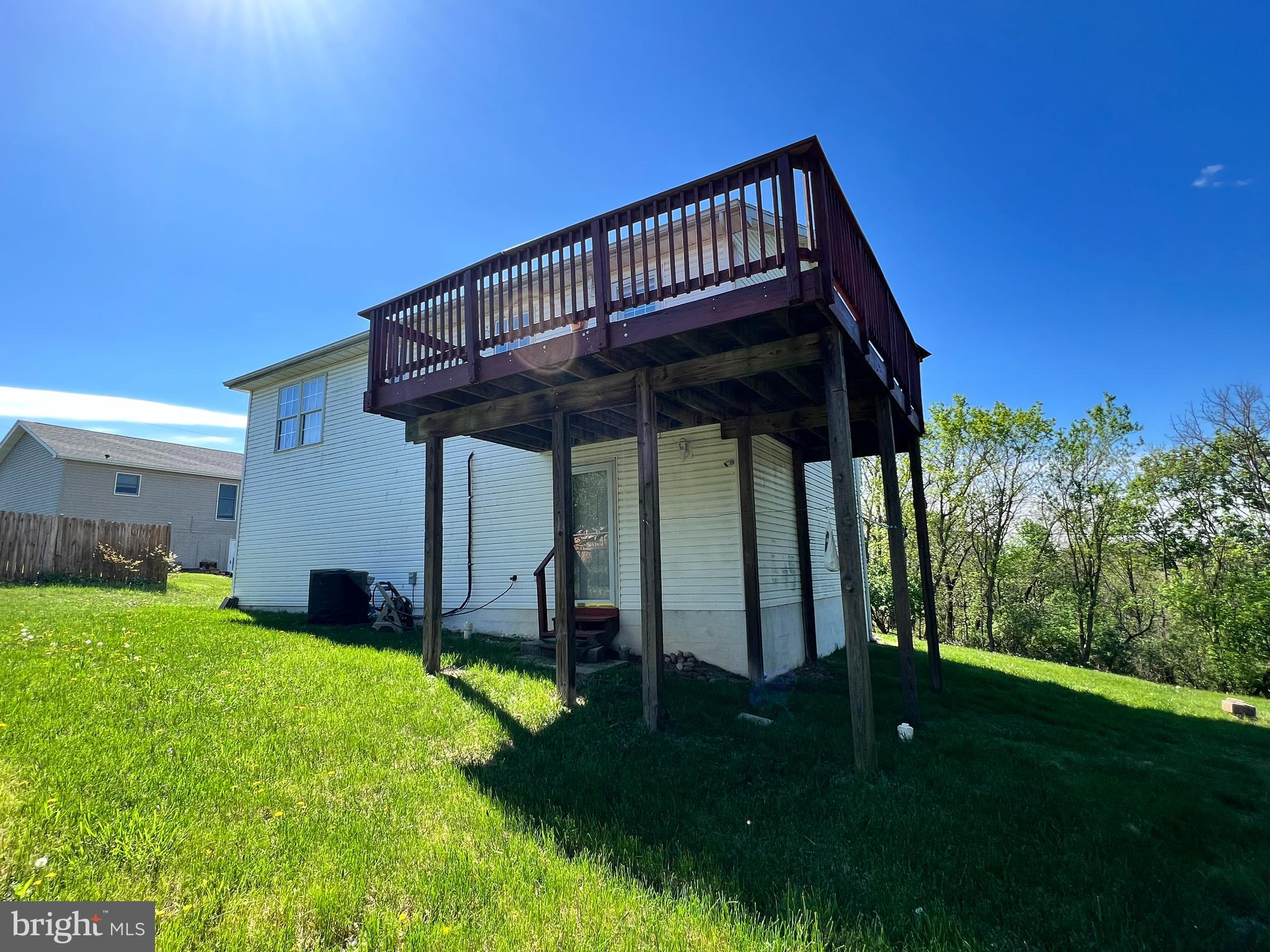 ROLLING HILLS - Residential Lease