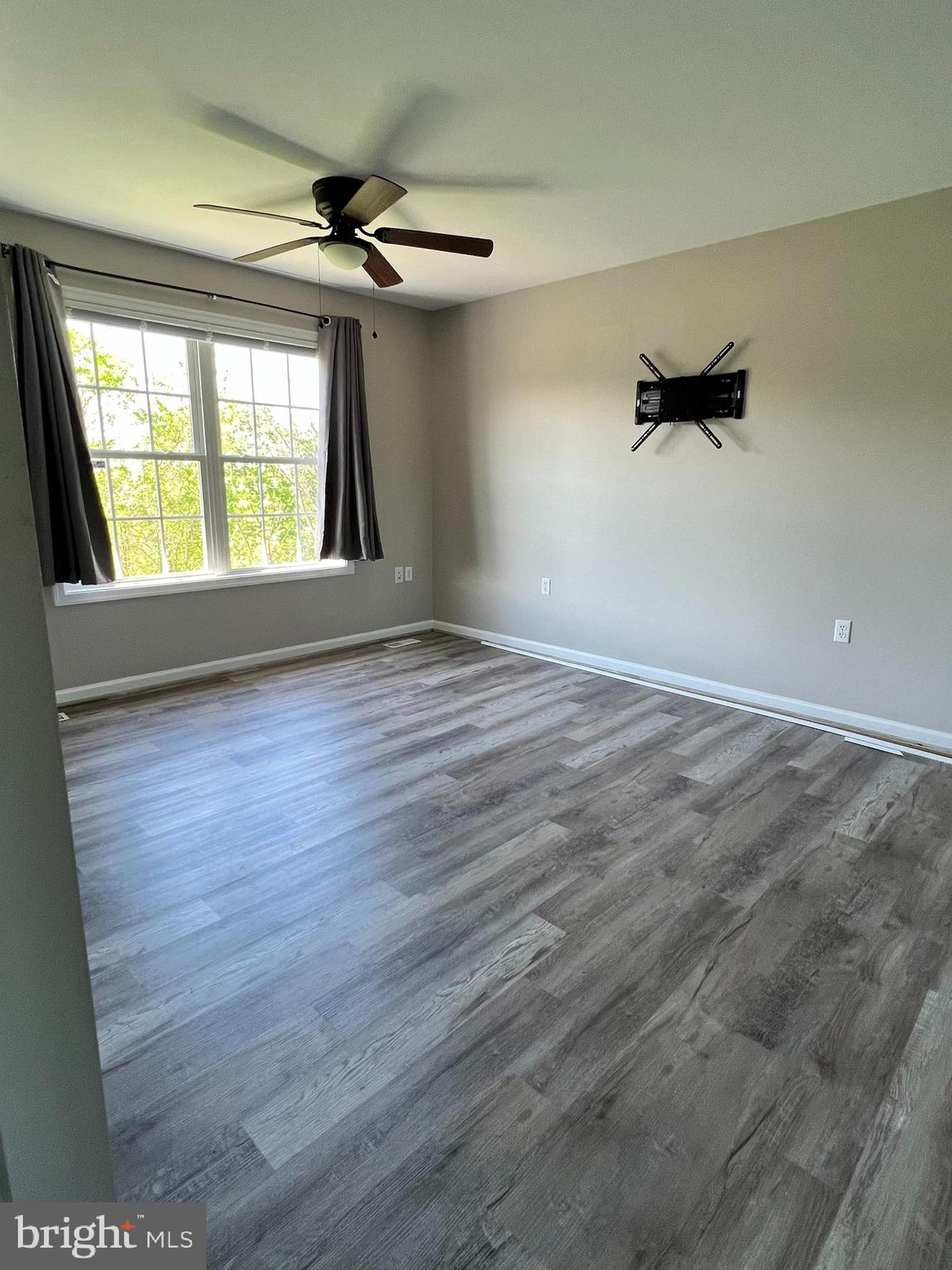 ROLLING HILLS - Residential Lease