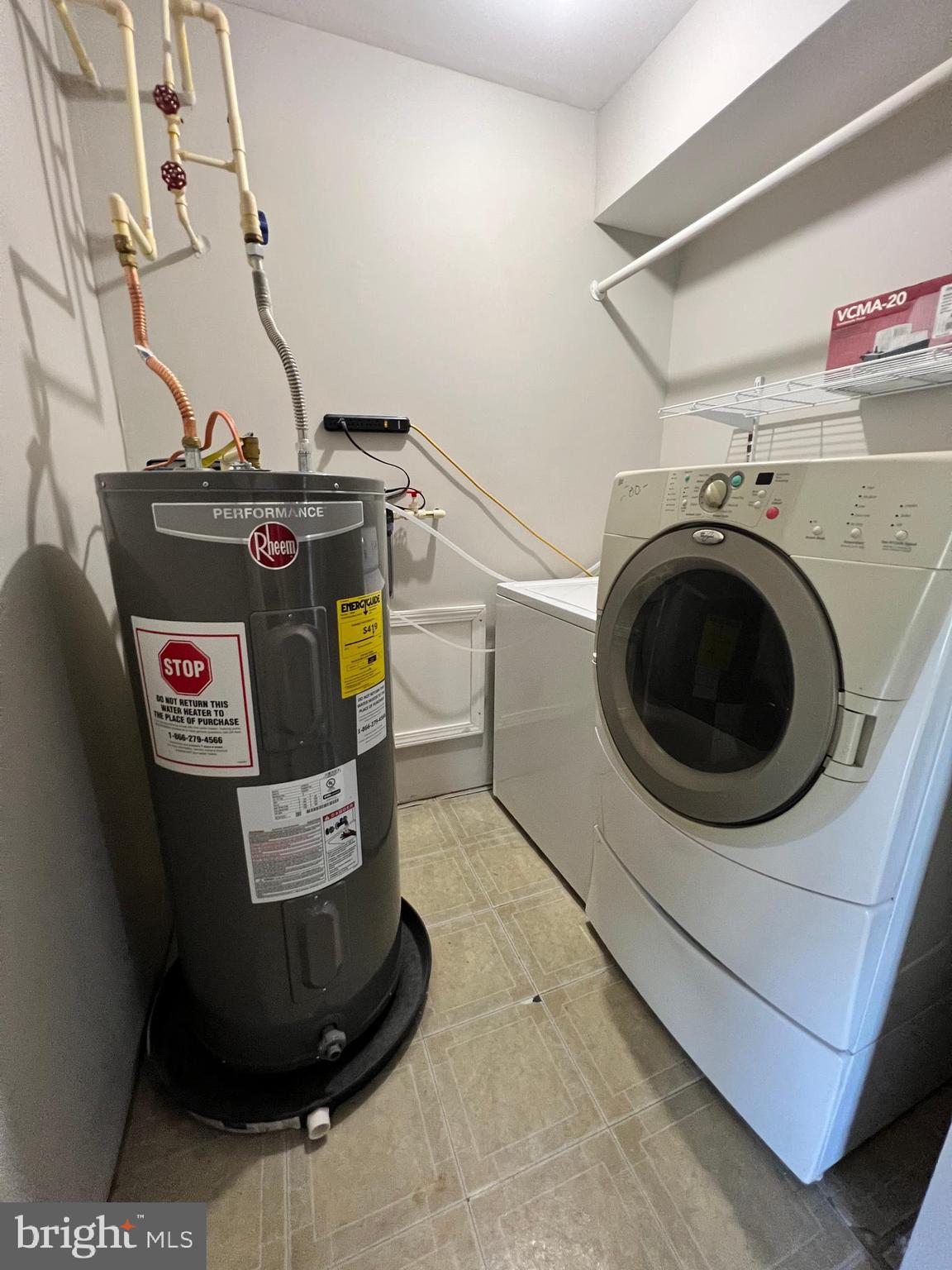 ROLLING HILLS - Residential Lease