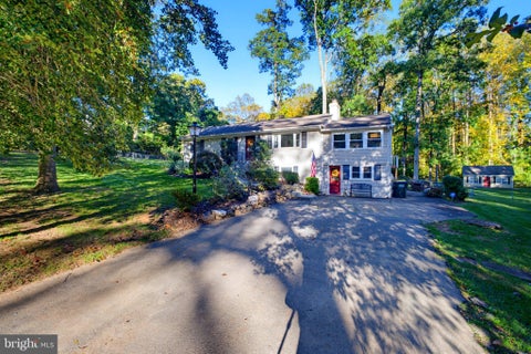 Photo of 4709 Holly Avenue, FAIRFAX, VA 22030 (MLS # VAFX2345856)