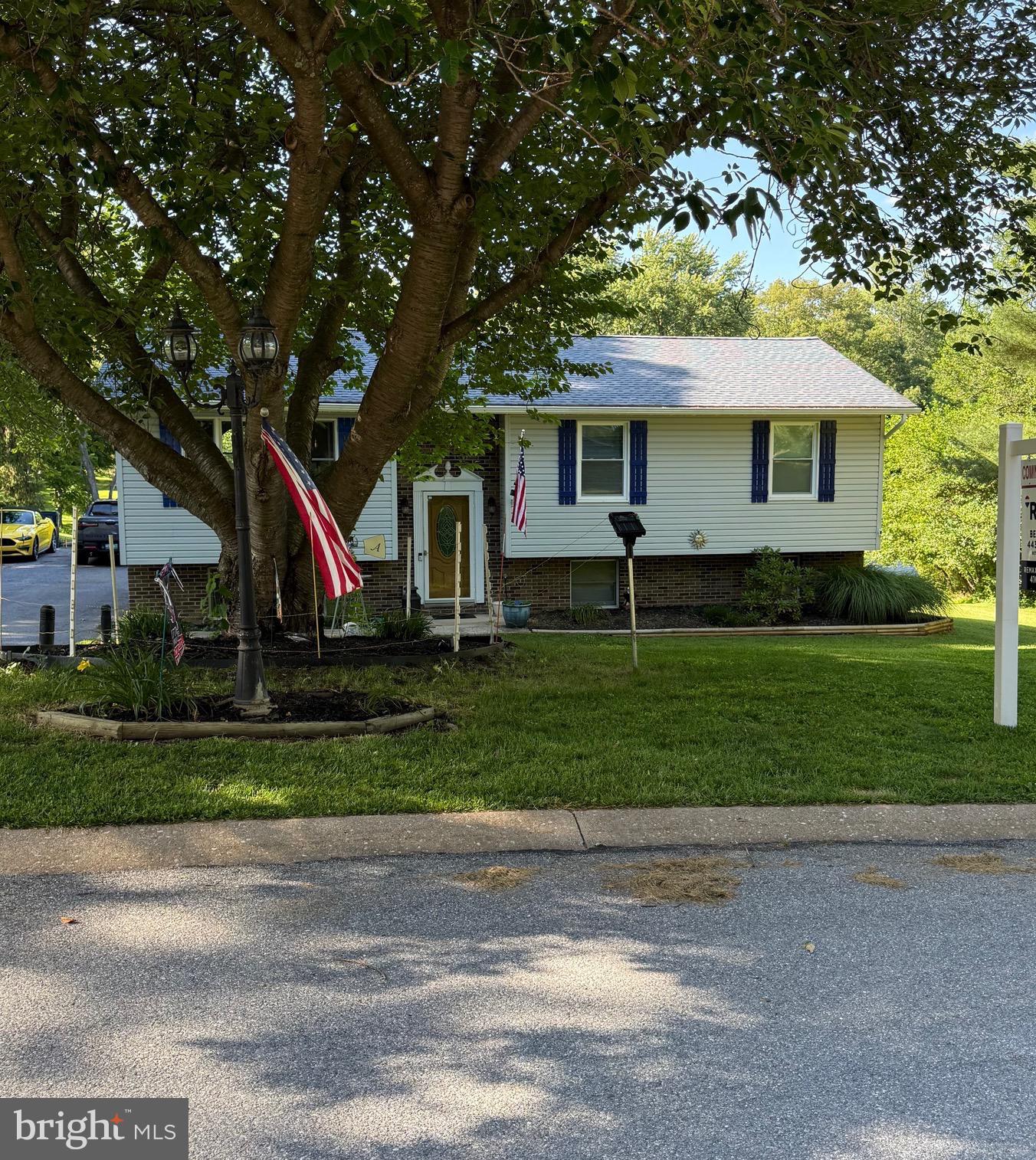 1488 ALGONQUIN COURT