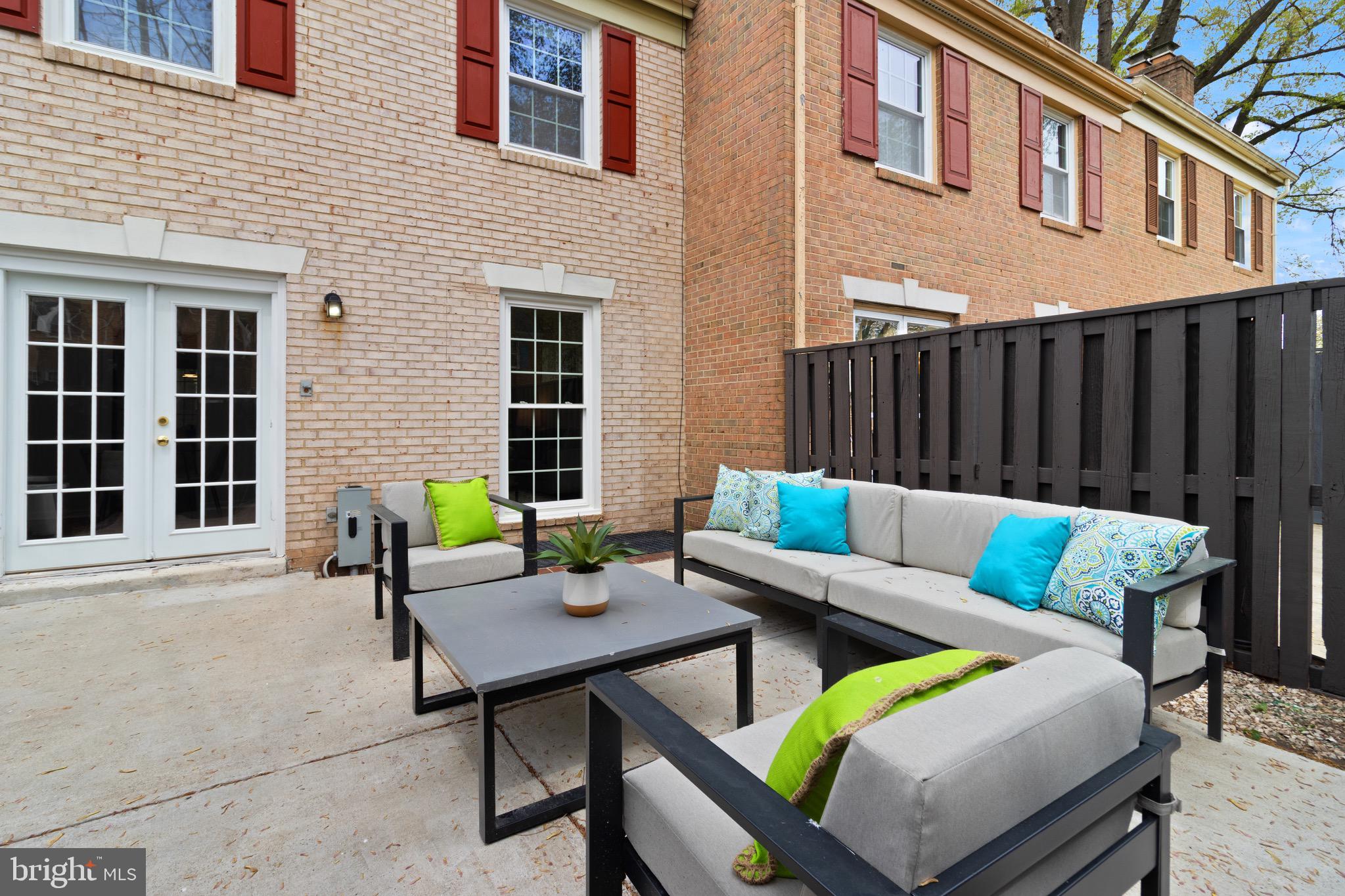 SPRINGFIELD VILLAGE - Residential