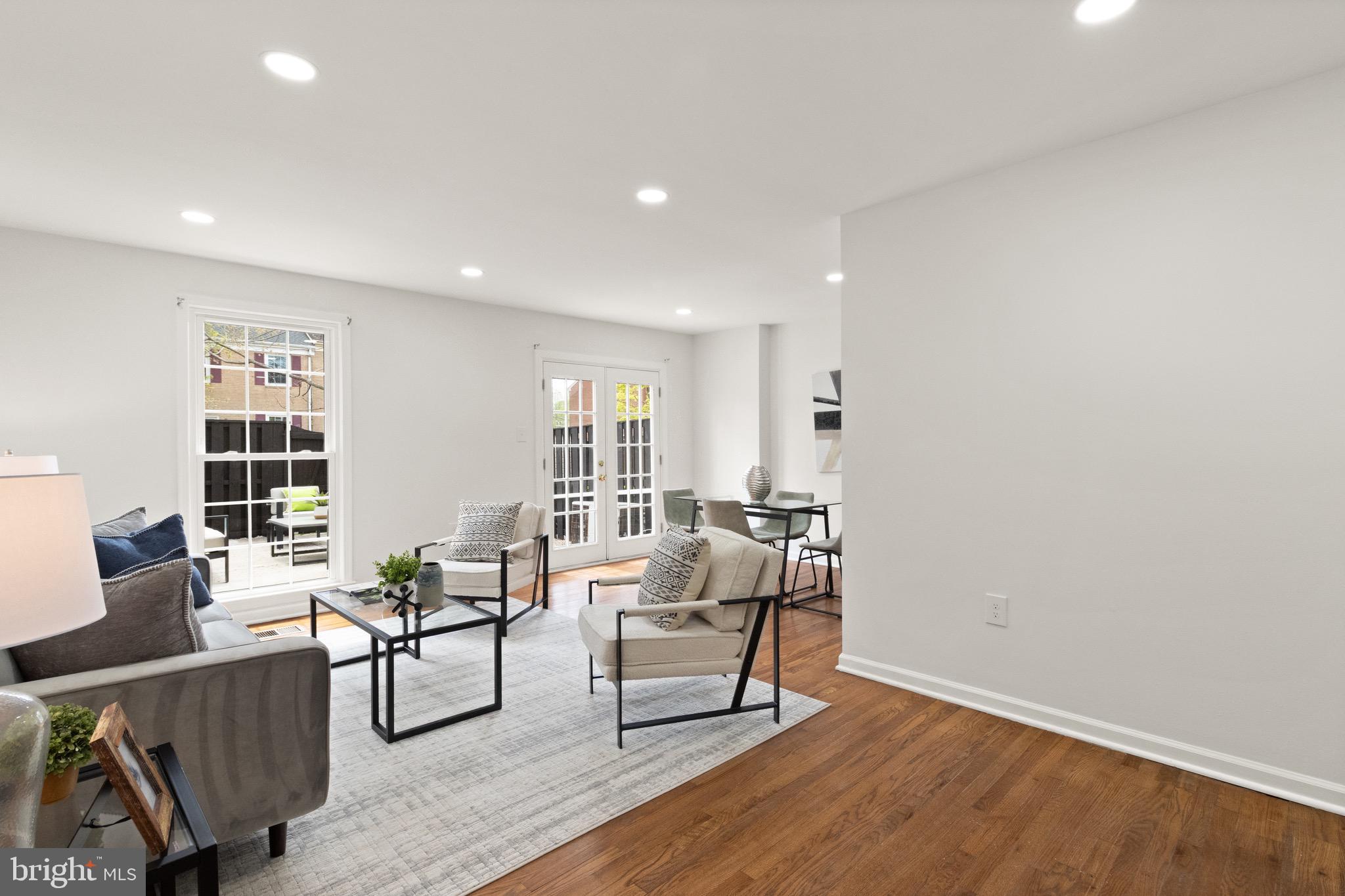 SPRINGFIELD VILLAGE - Residential