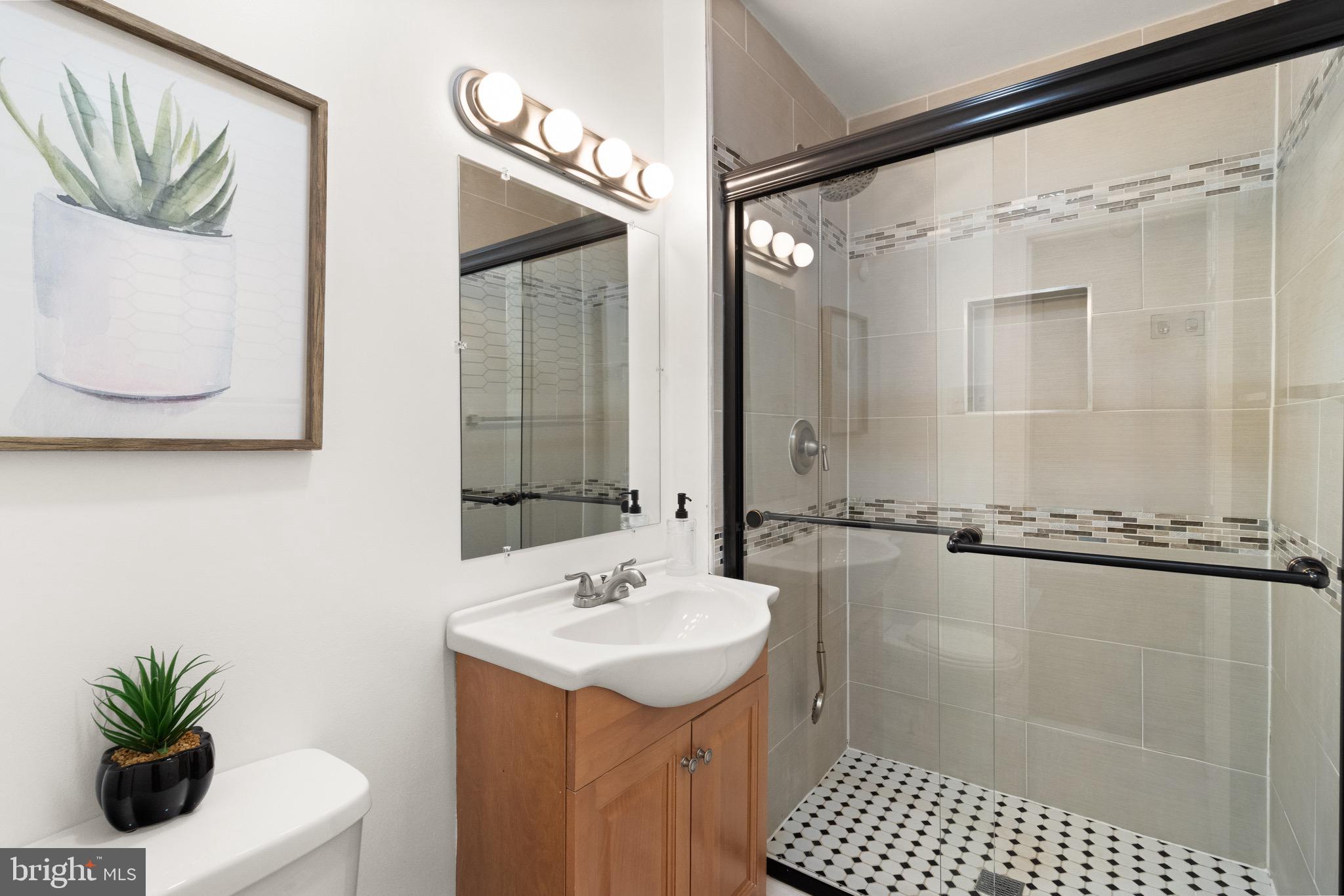 SPRINGFIELD VILLAGE - Residential