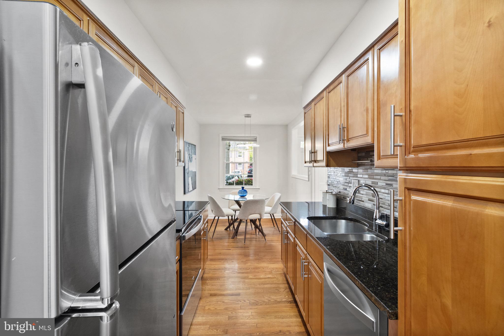 SPRINGFIELD VILLAGE - Residential