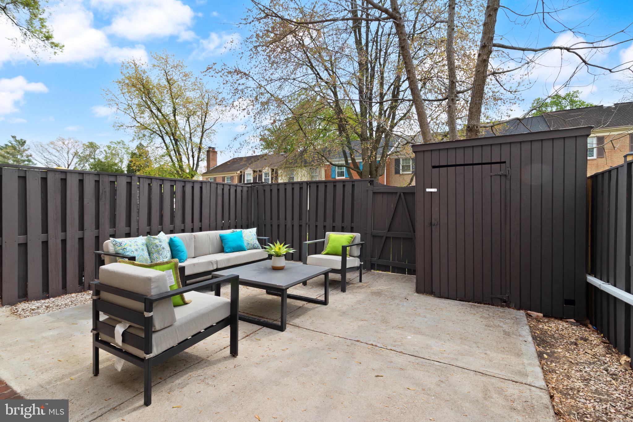 SPRINGFIELD VILLAGE - Residential