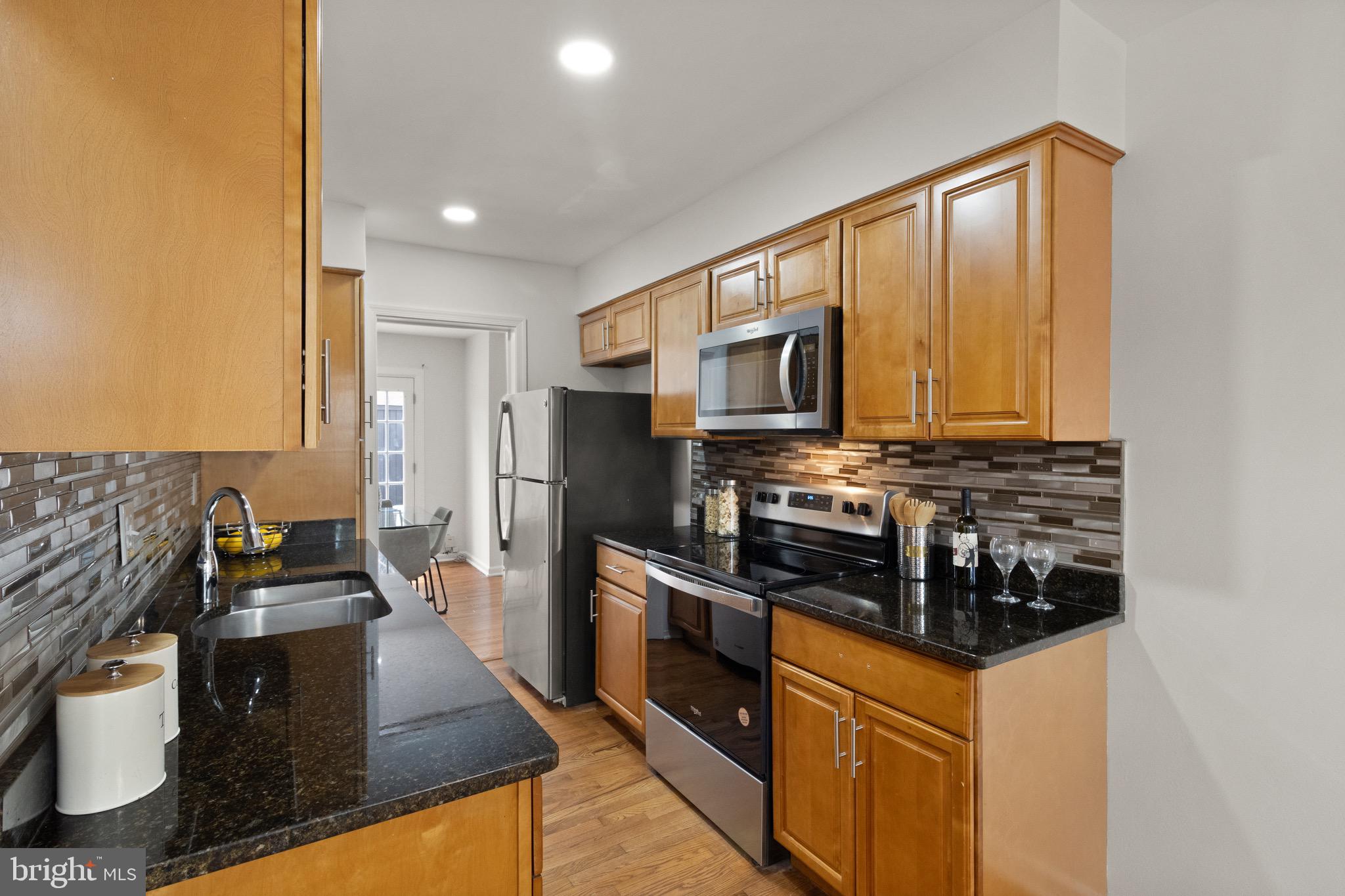 SPRINGFIELD VILLAGE - Residential