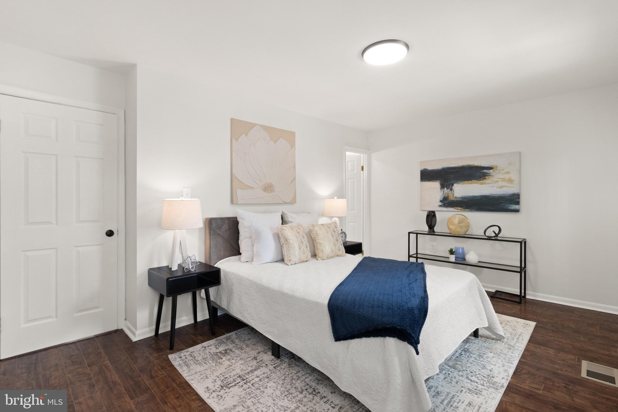 SPRINGFIELD VILLAGE - Residential