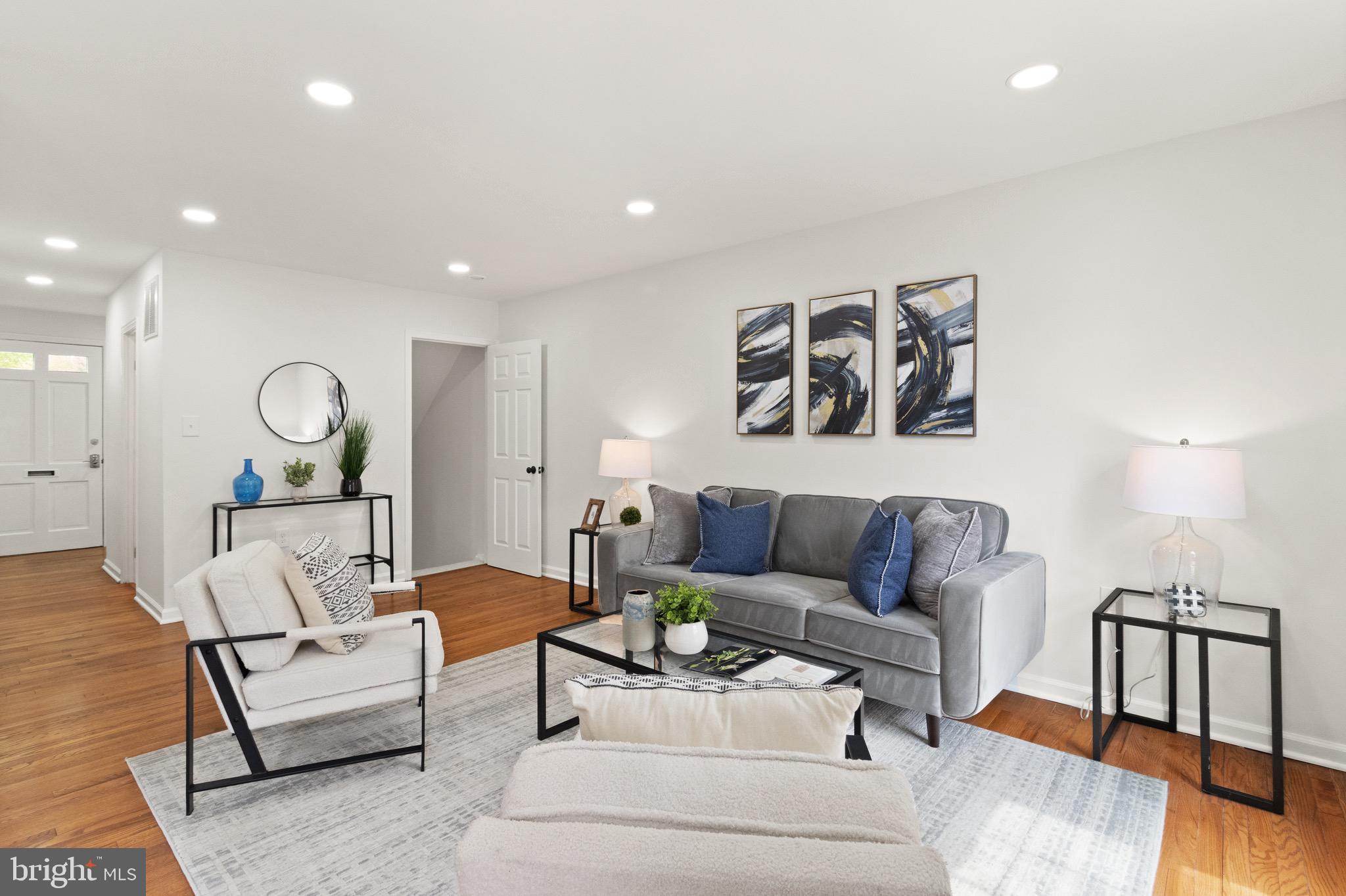 SPRINGFIELD VILLAGE - Residential