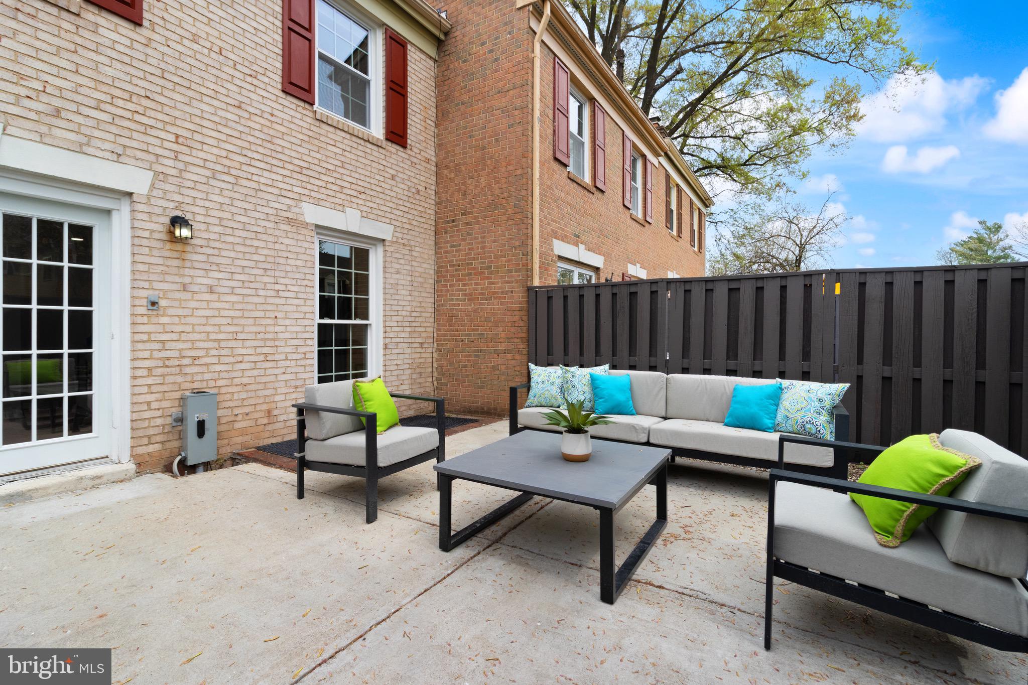 SPRINGFIELD VILLAGE - Residential