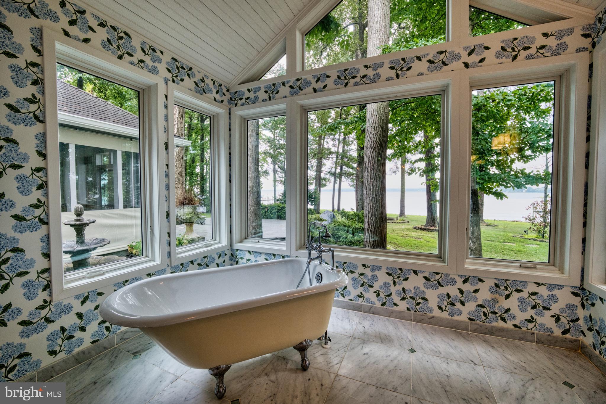 GOOSE POINT ESTATES - Residential