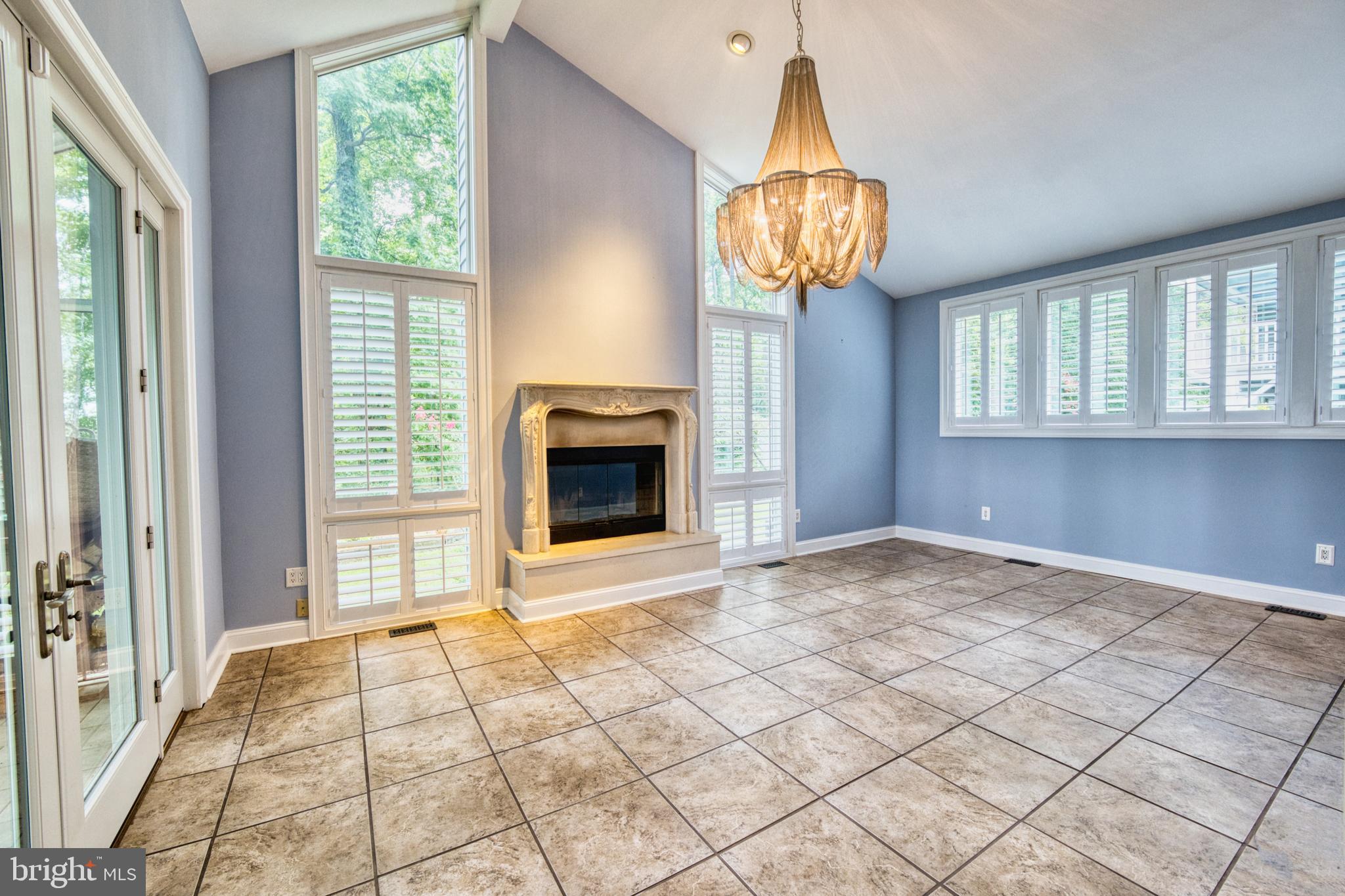 GOOSE POINT ESTATES - Residential