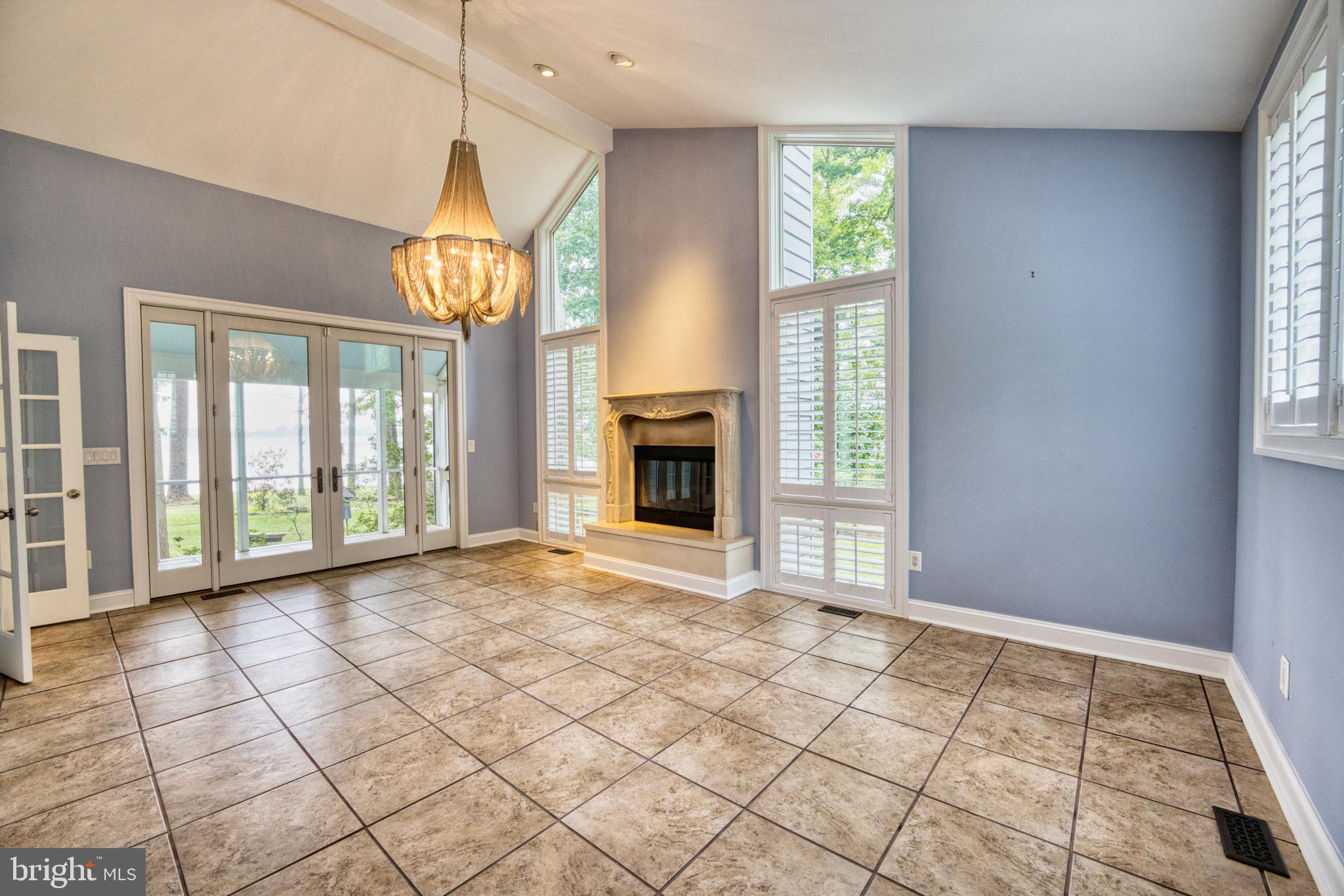 GOOSE POINT ESTATES - Residential