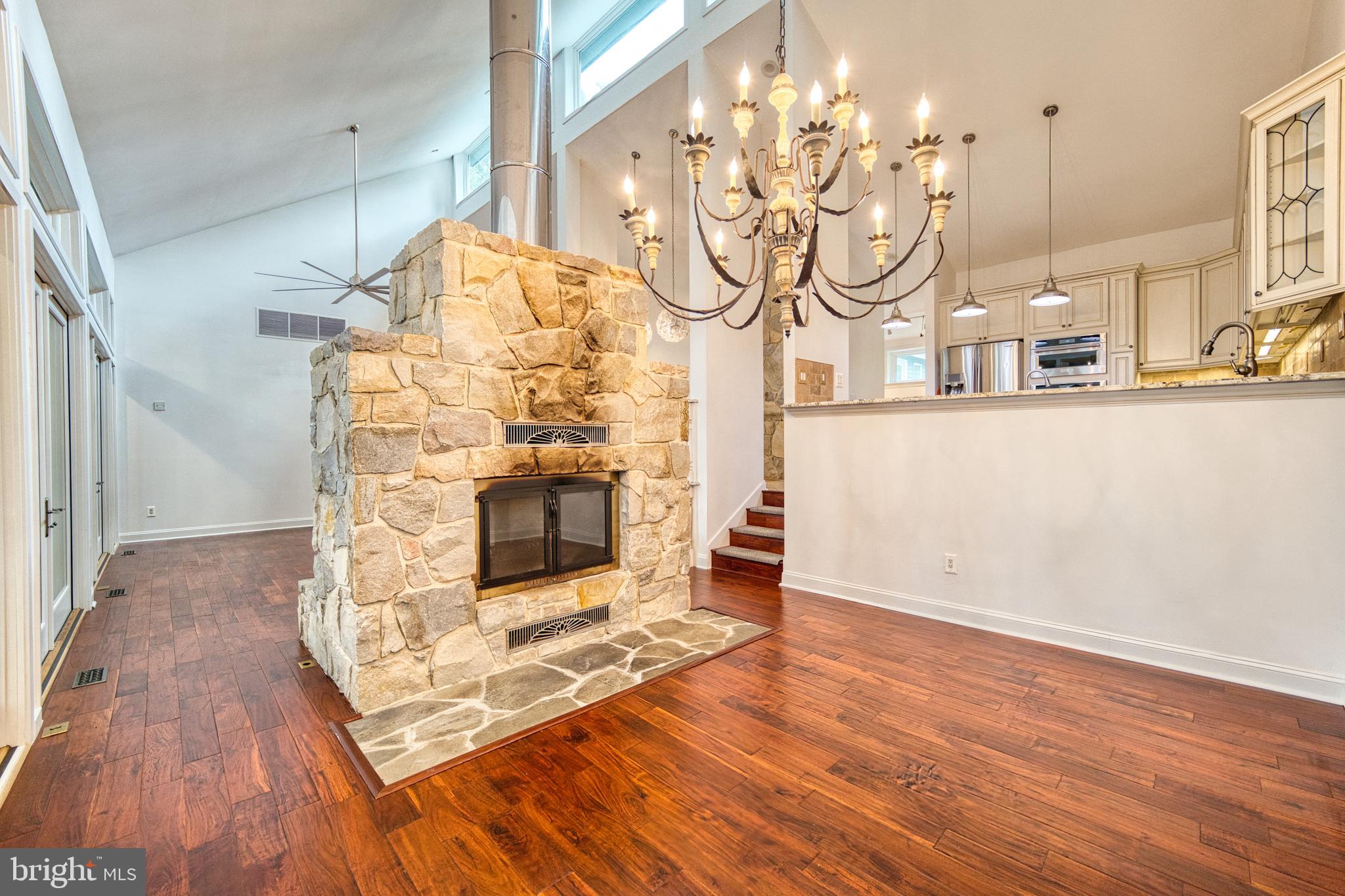 GOOSE POINT ESTATES - Residential