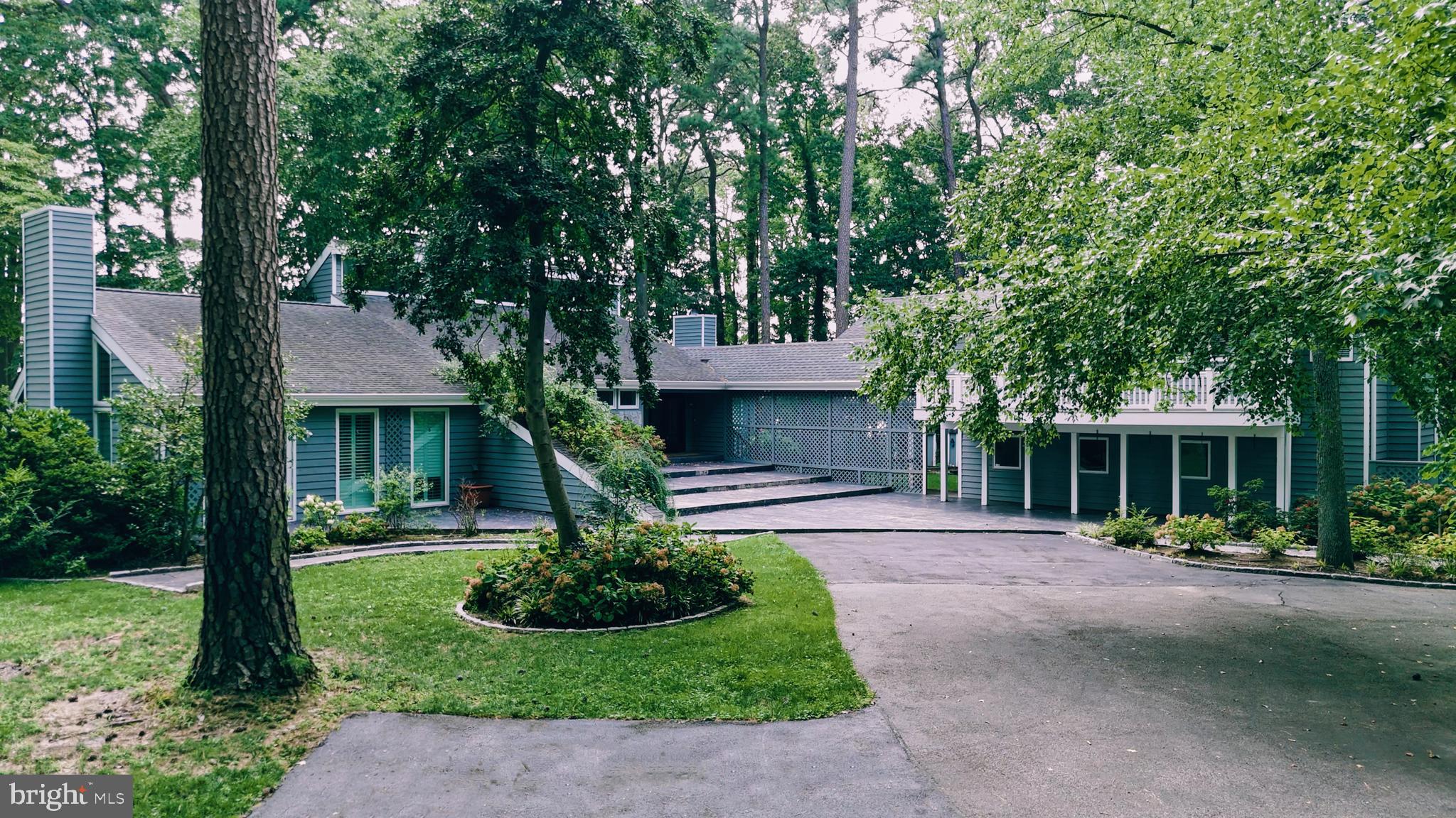 GOOSE POINT ESTATES - Residential