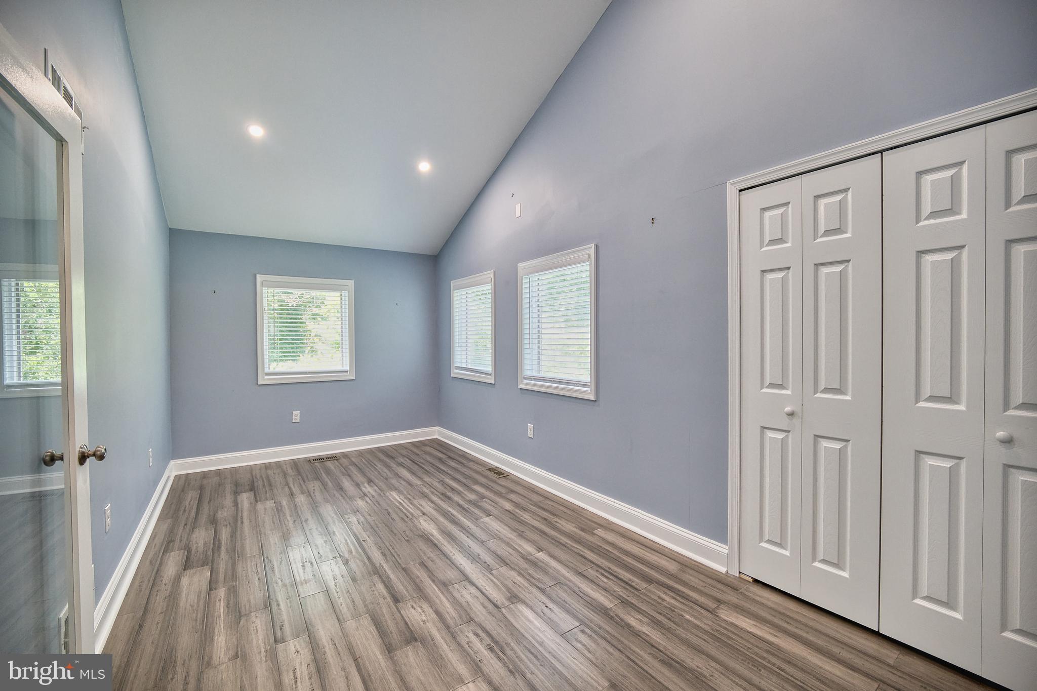 GOOSE POINT ESTATES - Residential