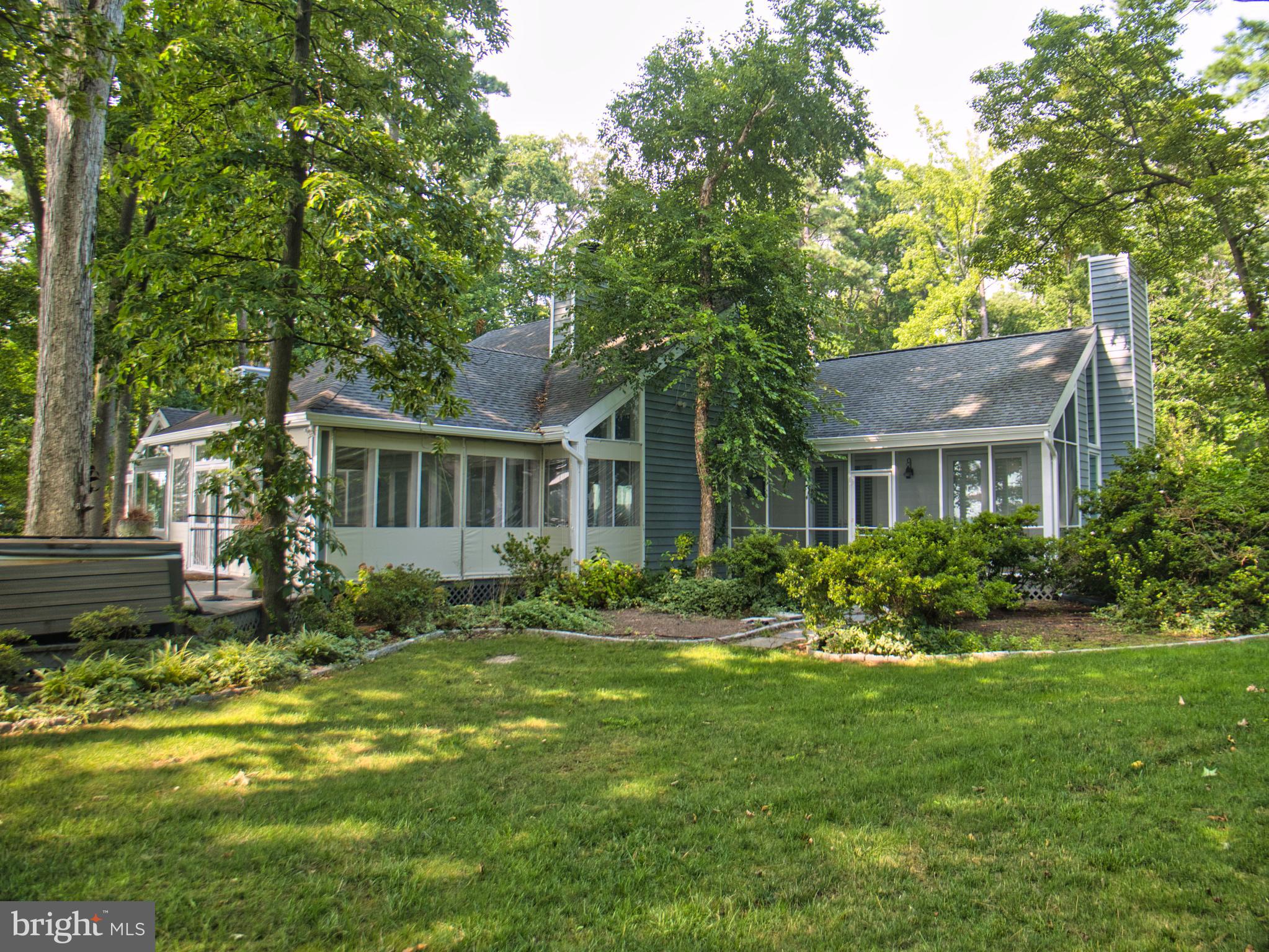 GOOSE POINT ESTATES - Residential