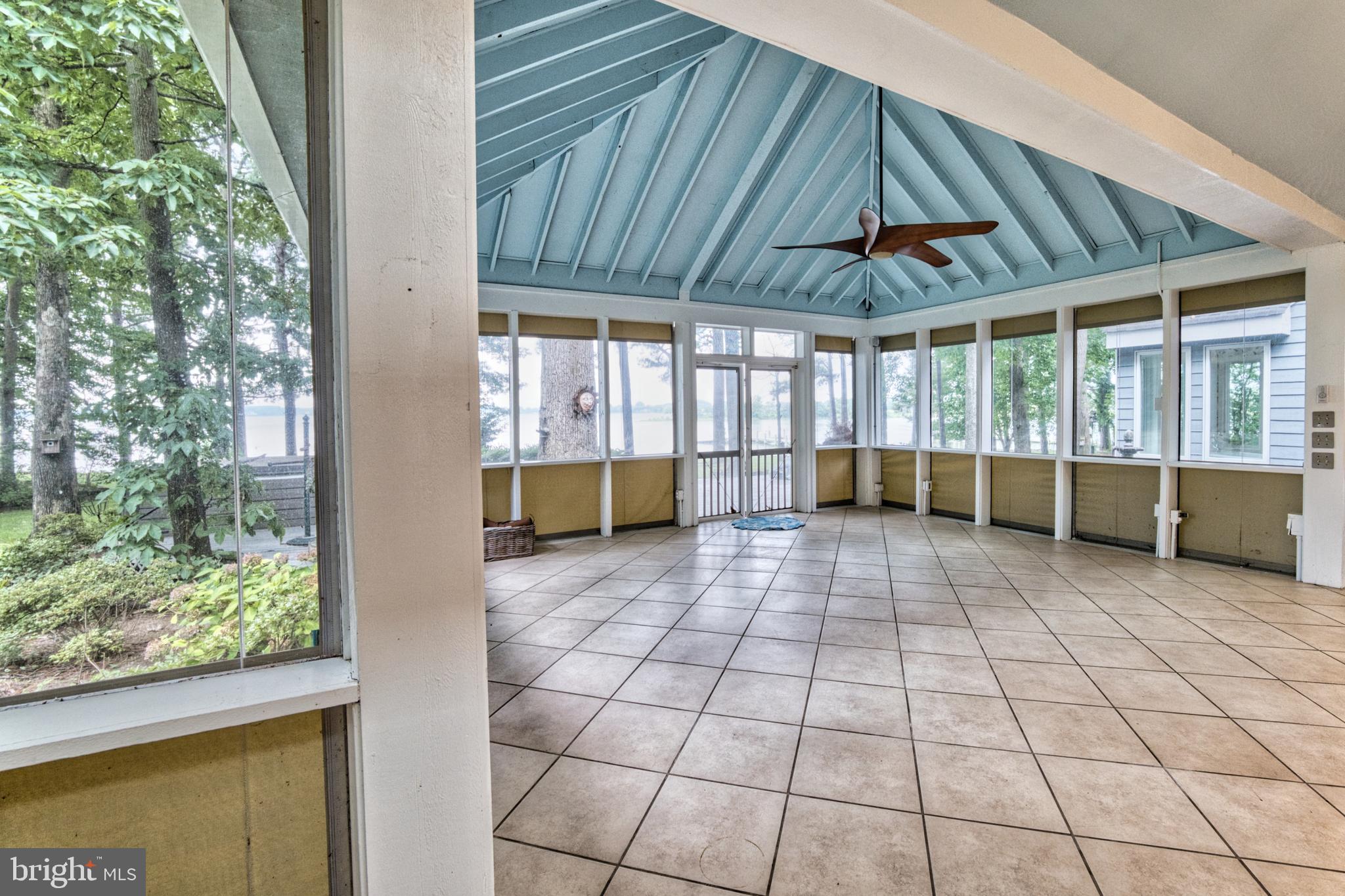 GOOSE POINT ESTATES - Residential