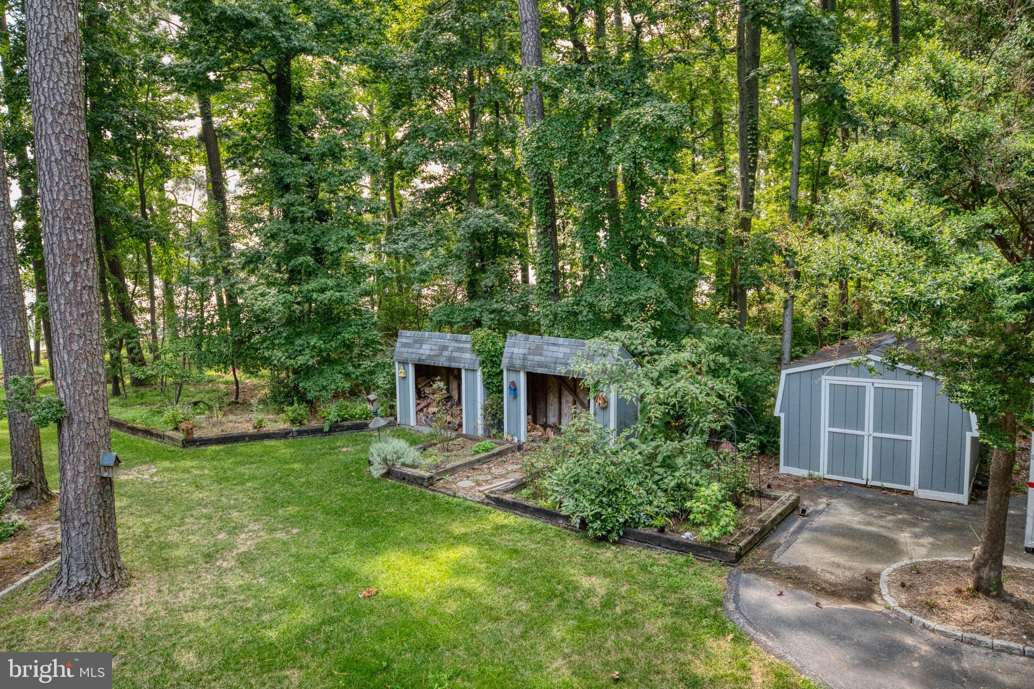 GOOSE POINT ESTATES - Residential