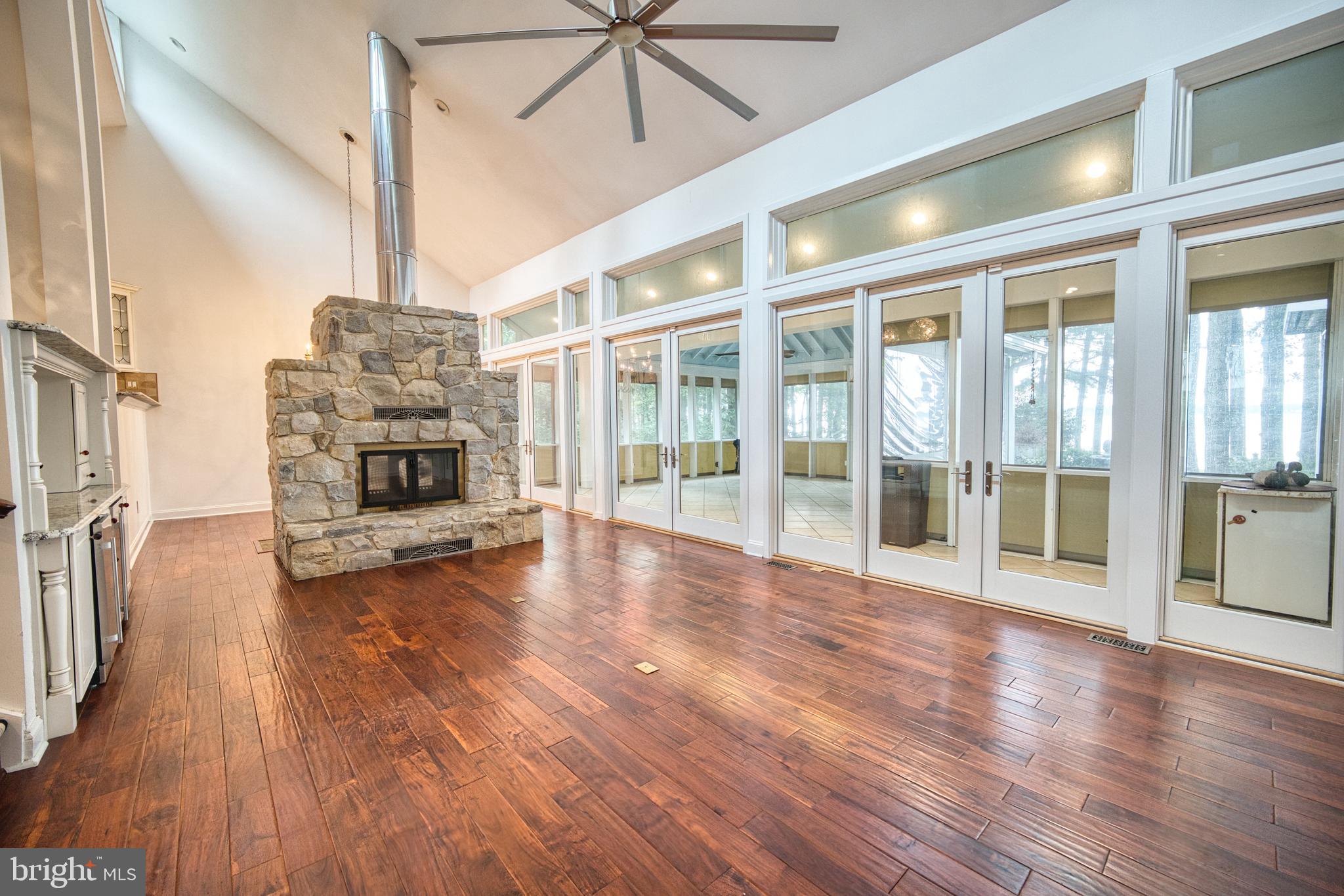 GOOSE POINT ESTATES - Residential