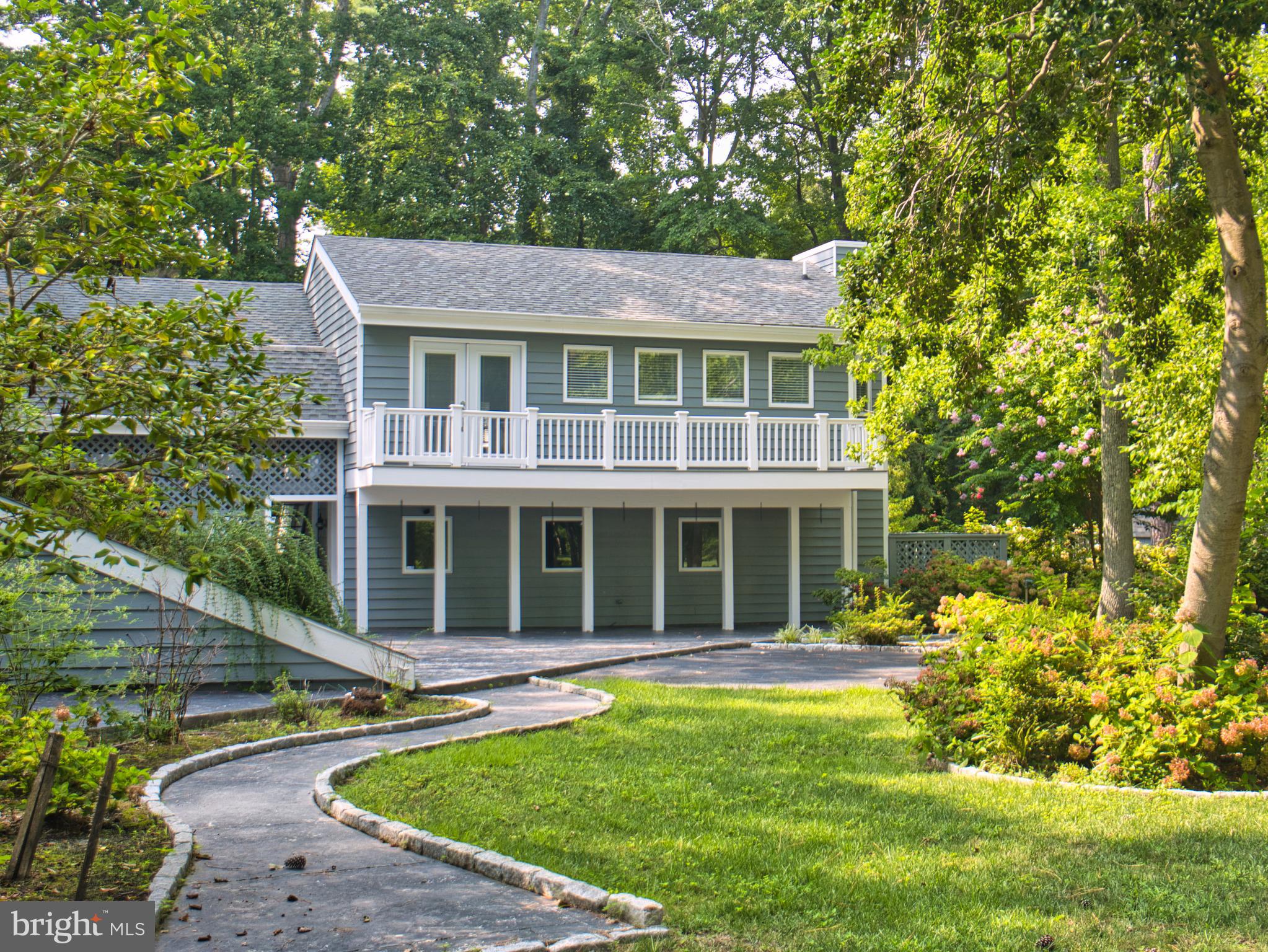 GOOSE POINT ESTATES - Residential