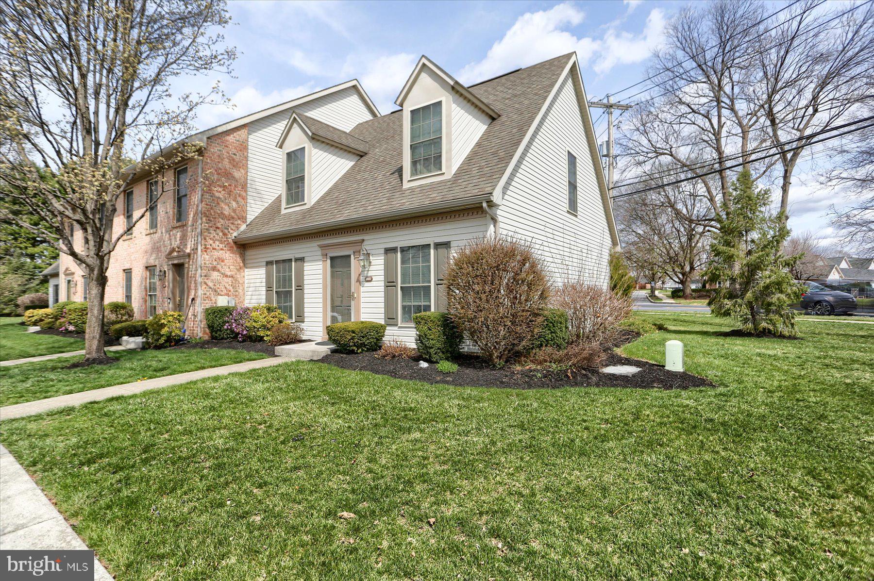 MELBOURNE PLACE - Residential