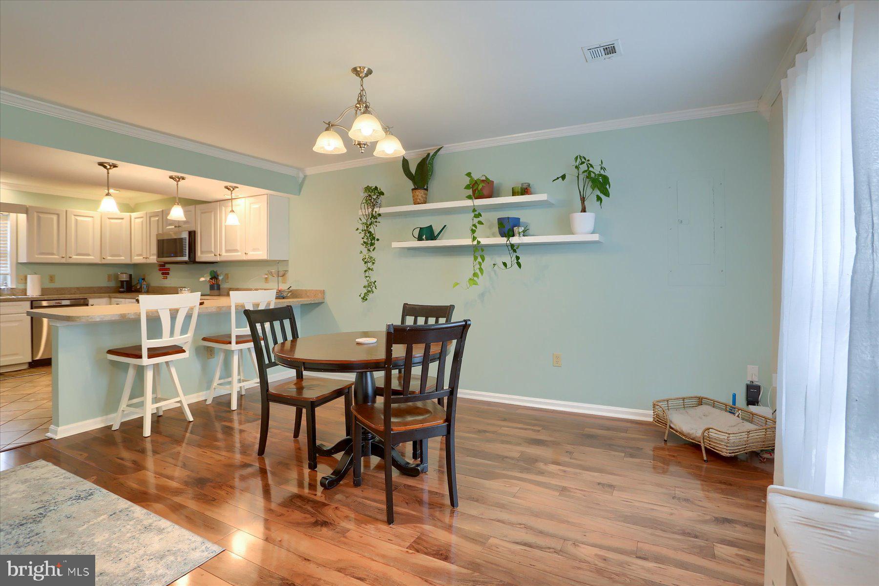 MELBOURNE PLACE - Residential