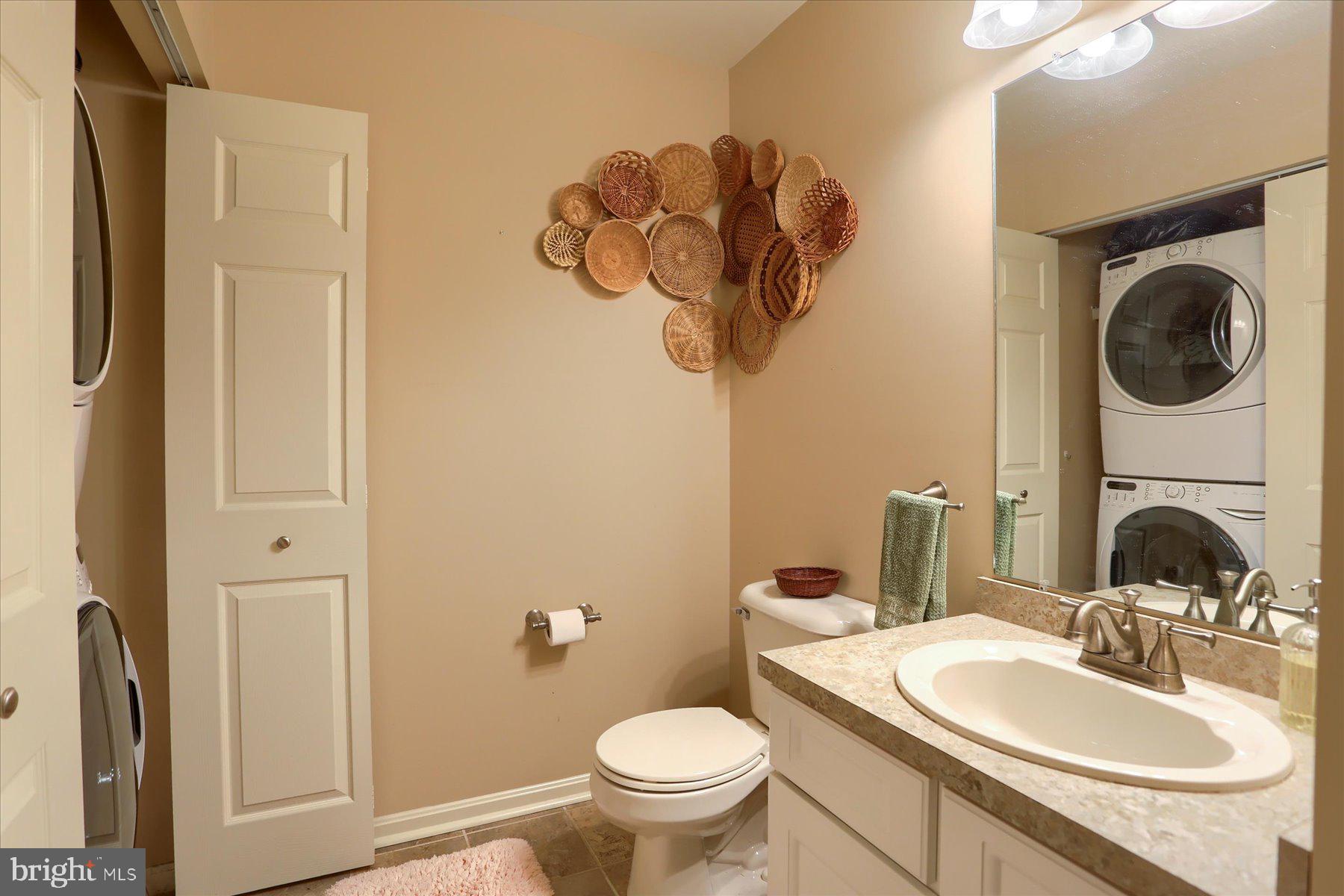 MELBOURNE PLACE - Residential