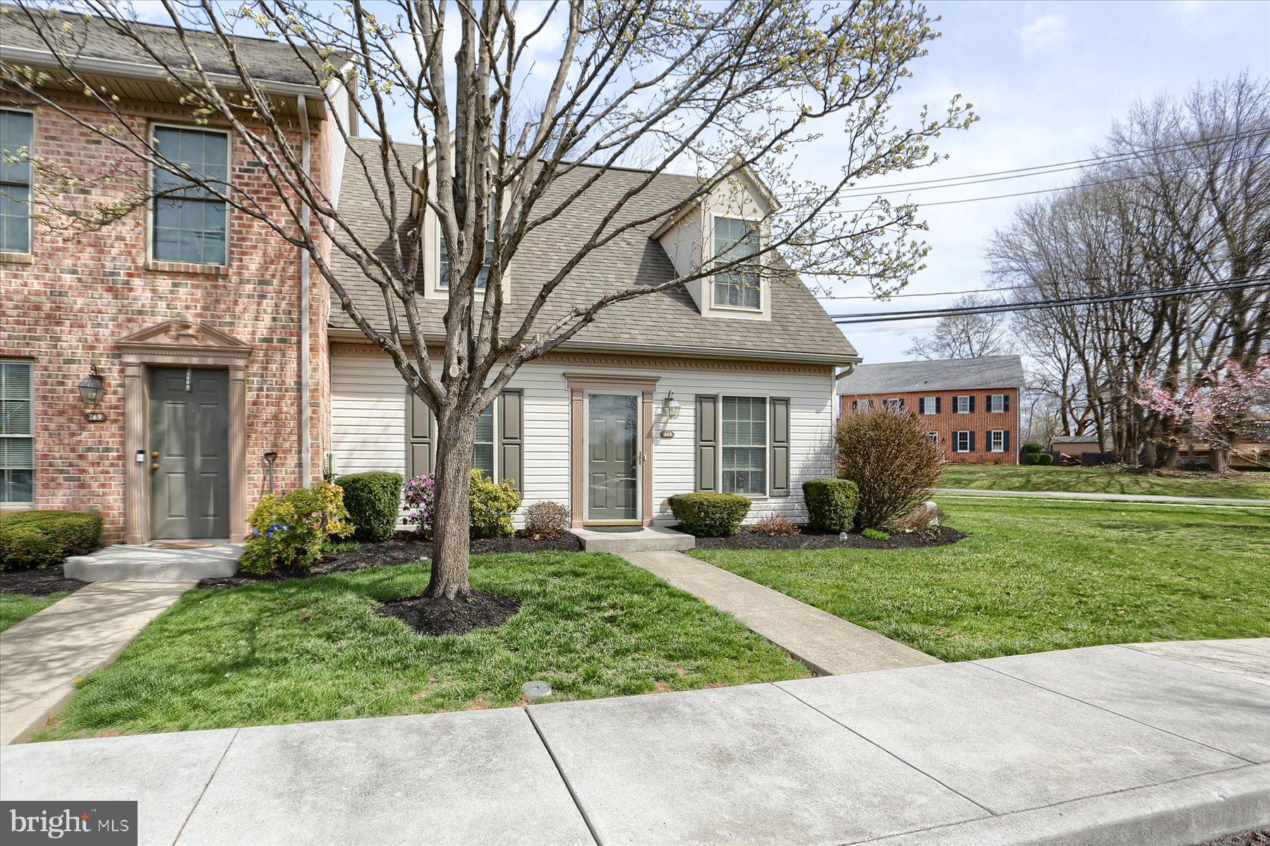 MELBOURNE PLACE - Residential