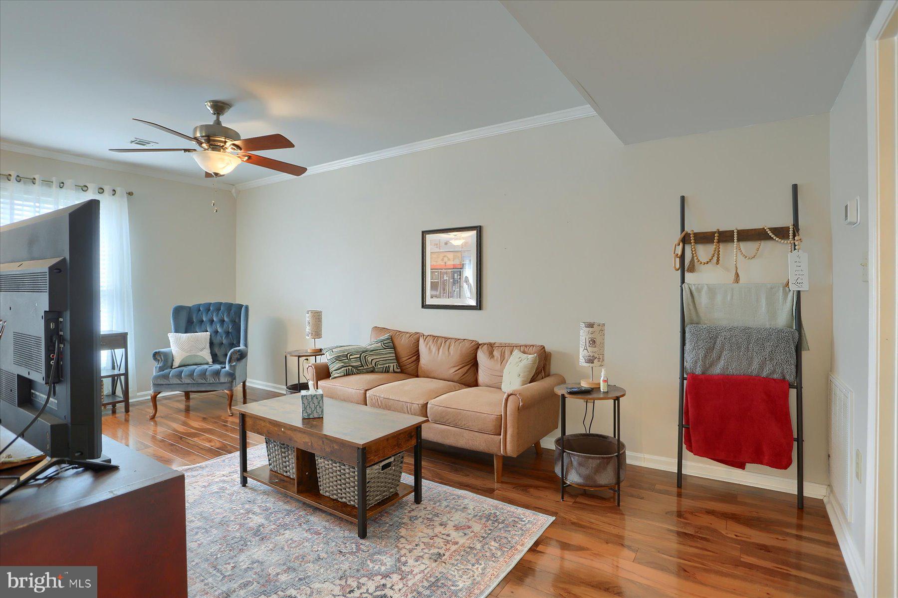 MELBOURNE PLACE - Residential