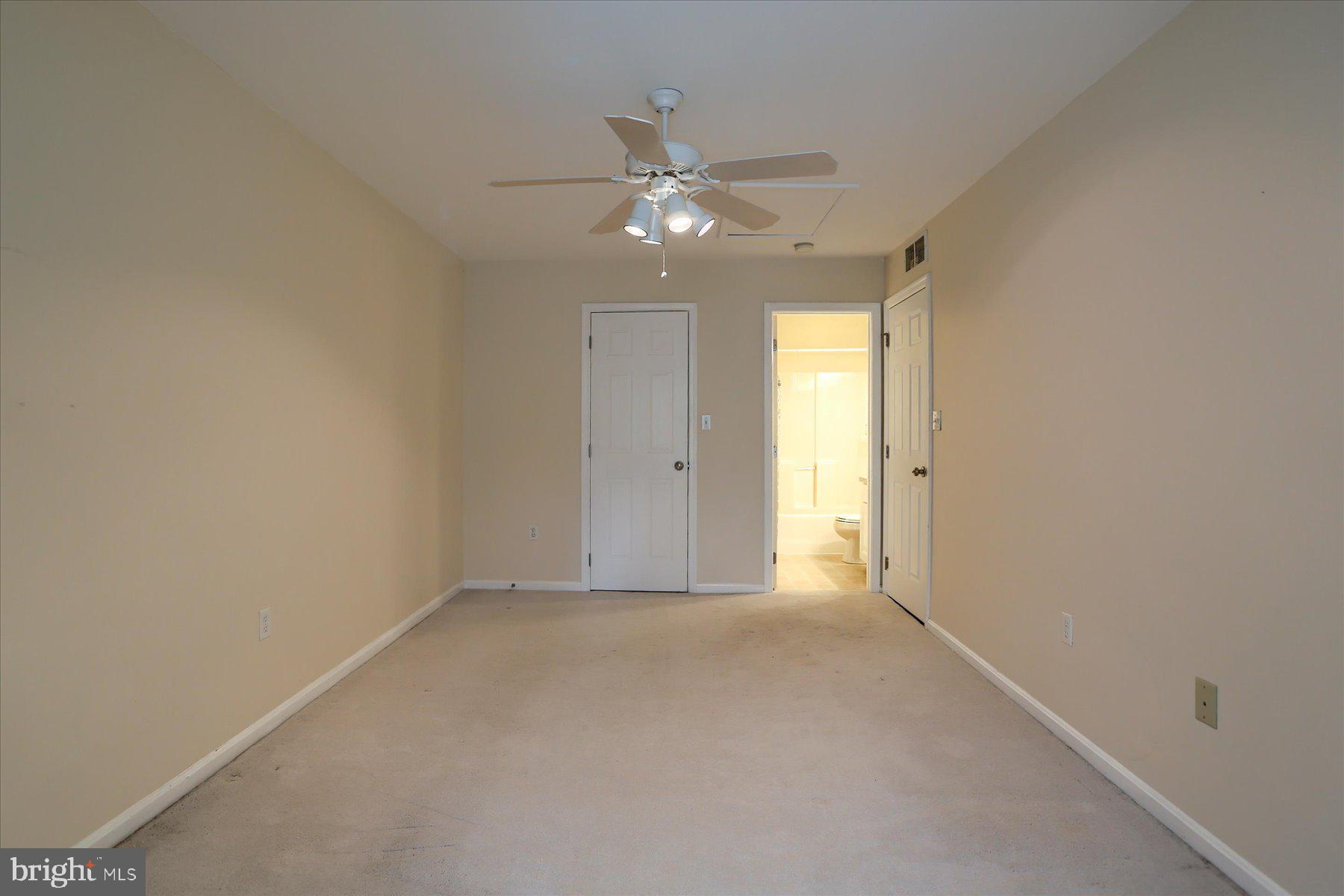 MELBOURNE PLACE - Residential