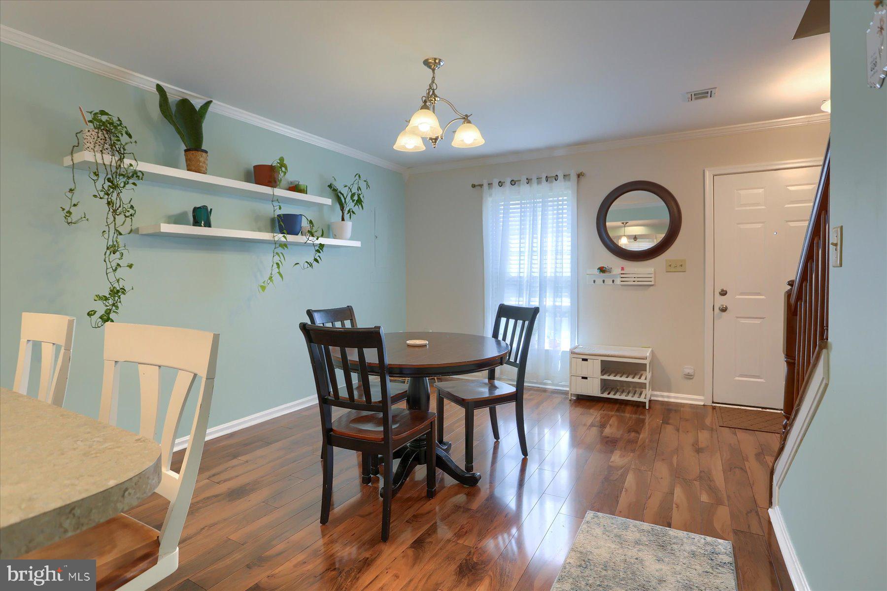 MELBOURNE PLACE - Residential