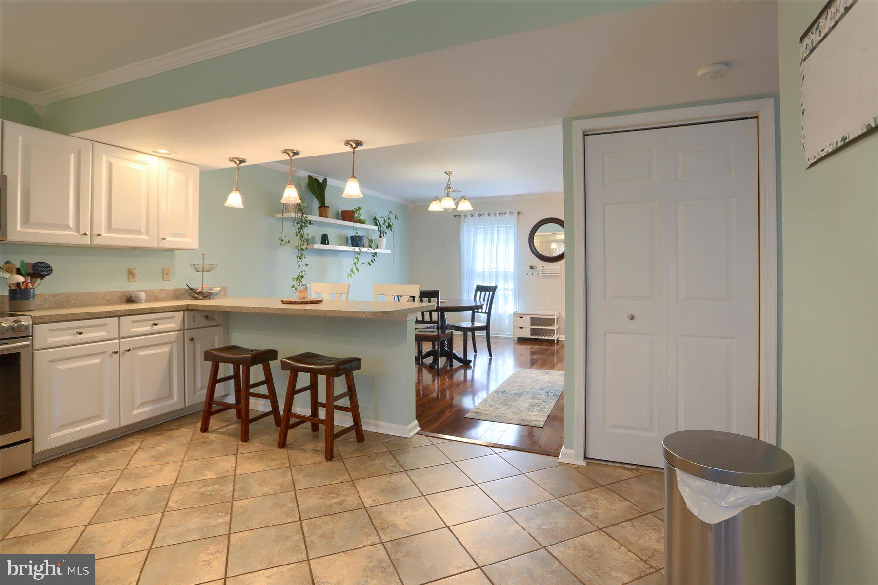 MELBOURNE PLACE - Residential