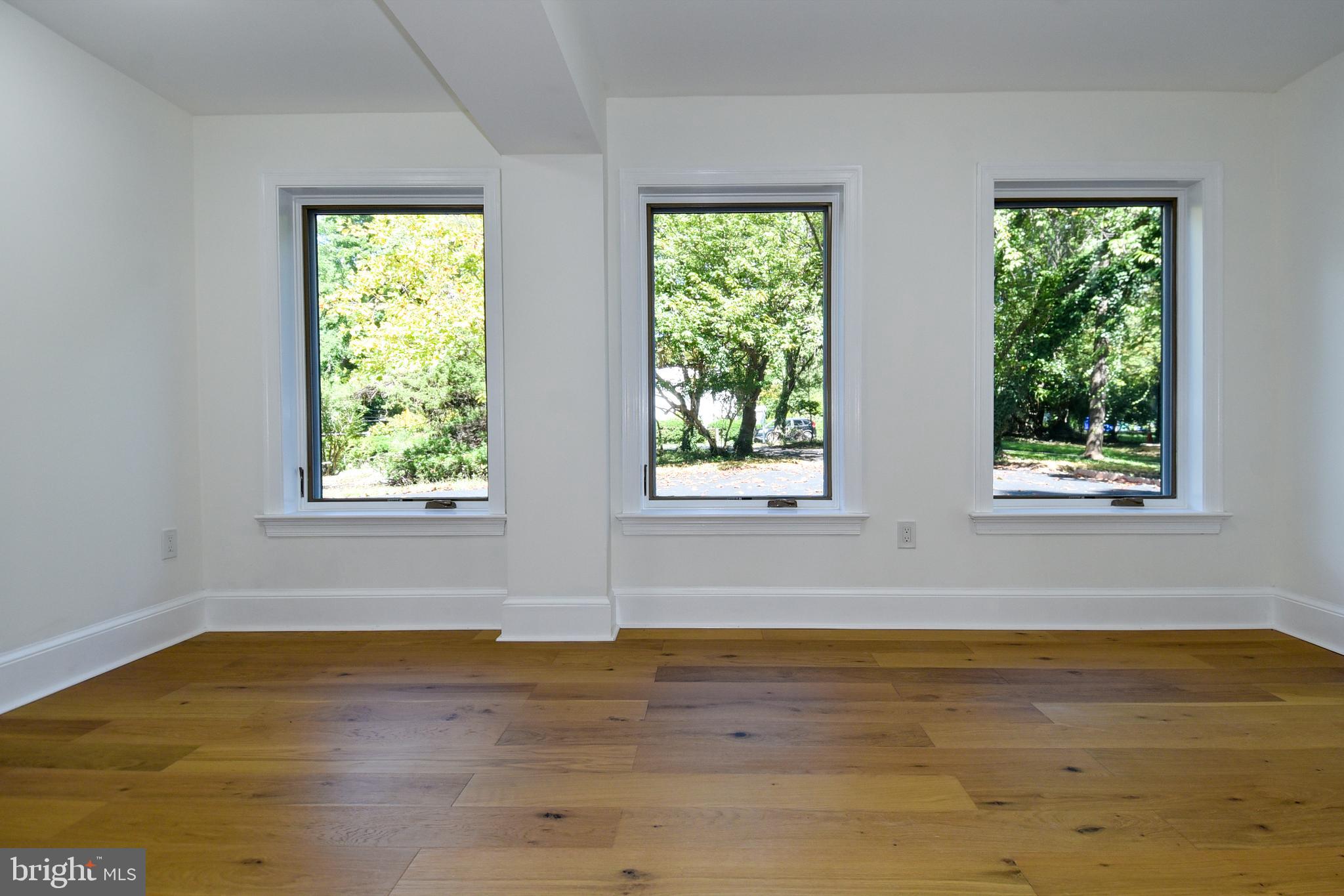 SEVEN OAKS - Residential