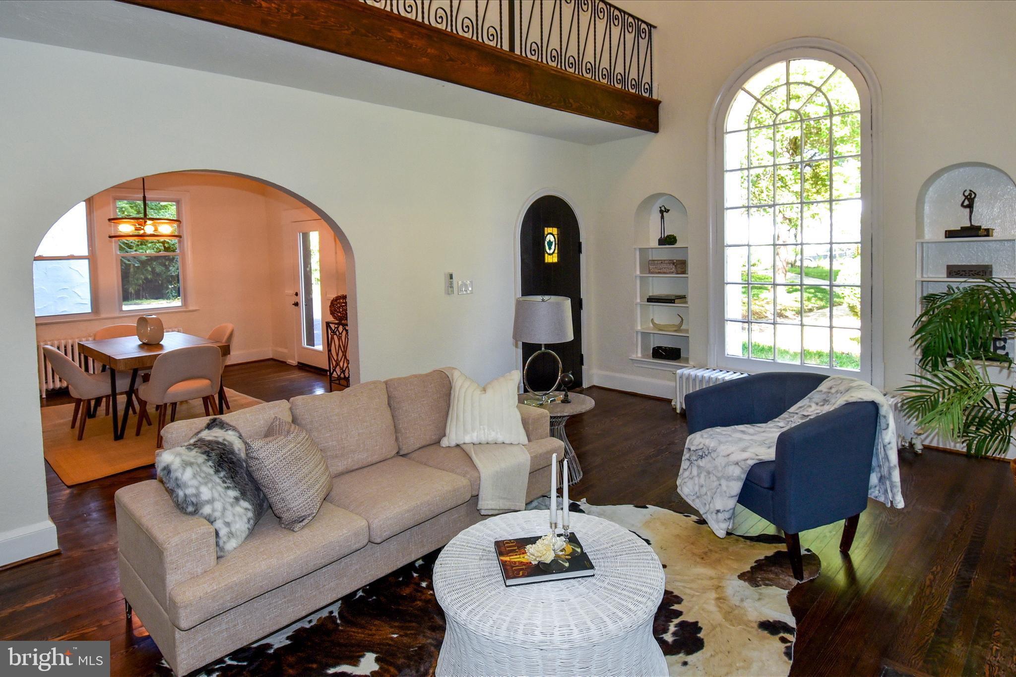 SEVEN OAKS - Residential