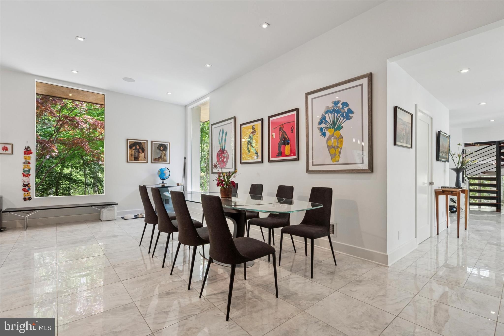 EAST FALLS - Residential