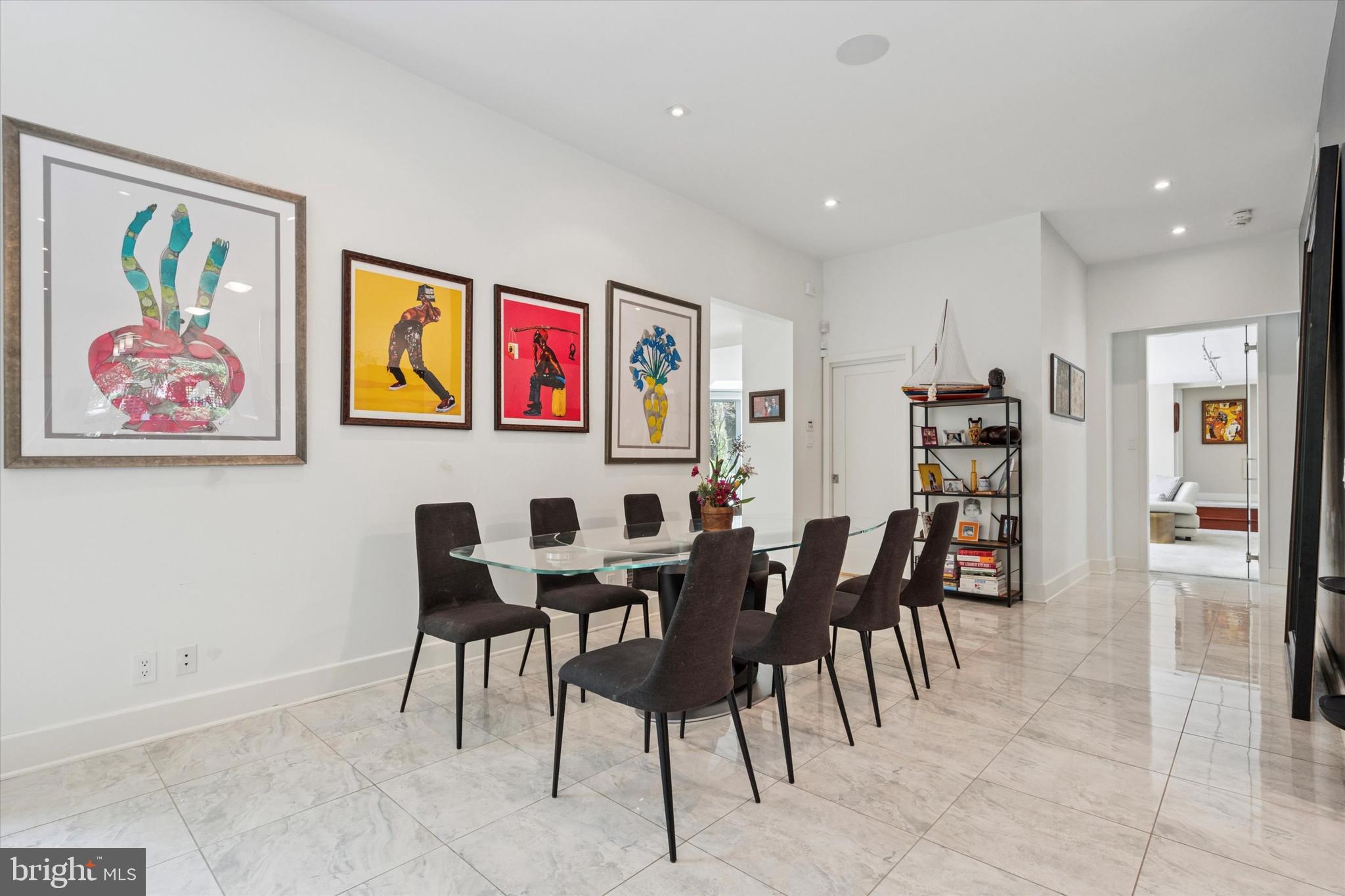 EAST FALLS - Residential