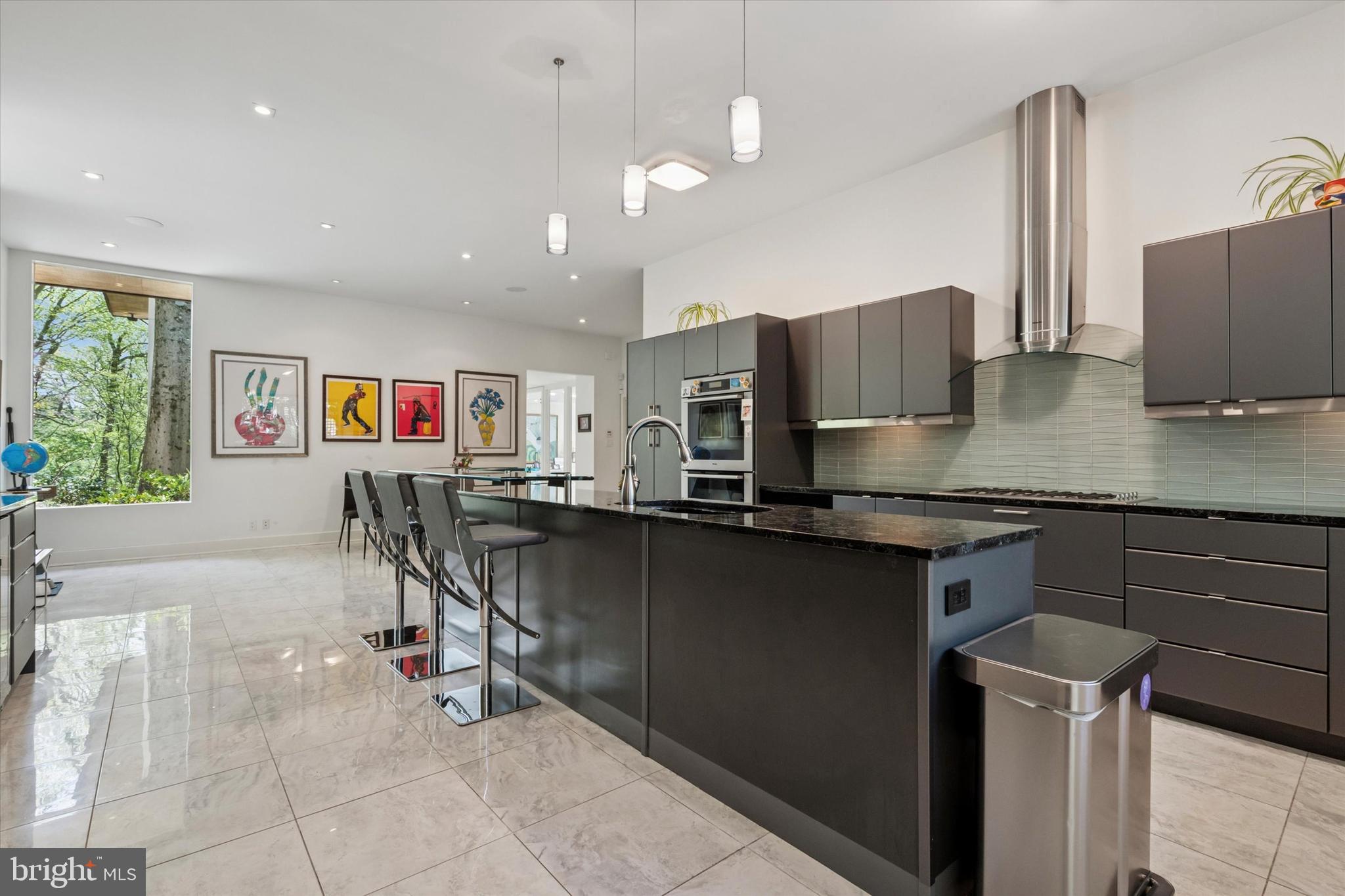 EAST FALLS - Residential