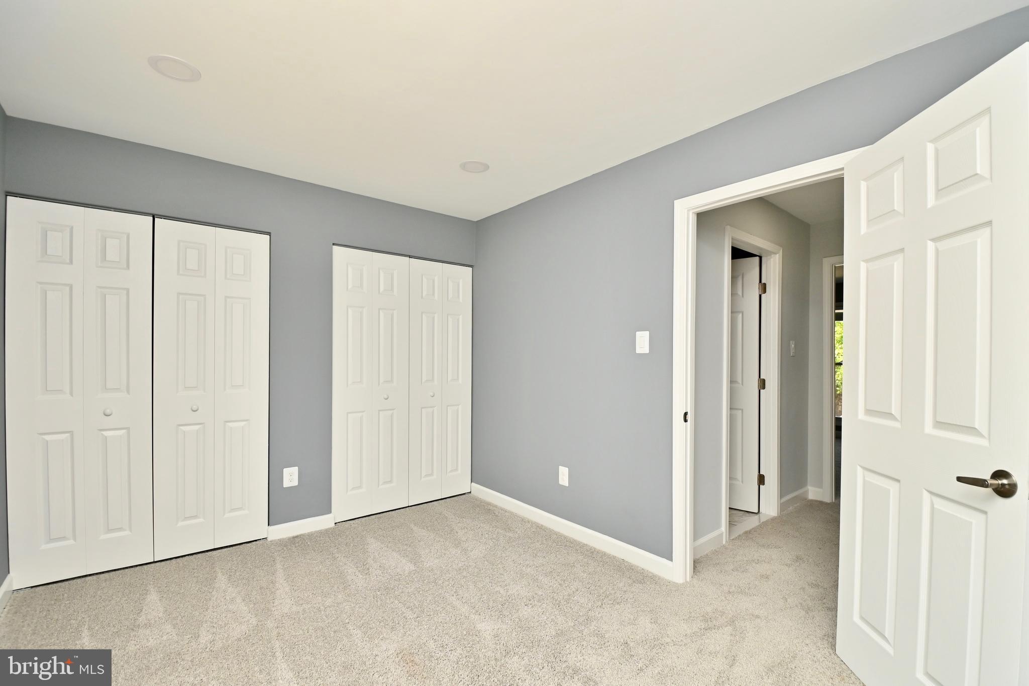 REFLECTION LAKE - Residential Lease