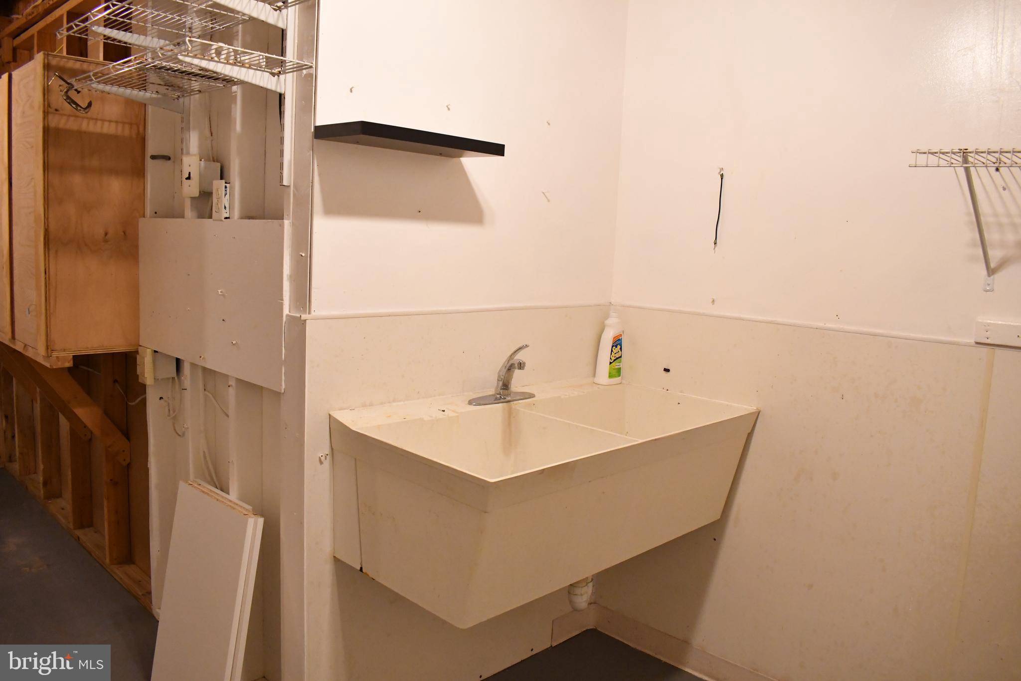 COKESBURY MANOR - Residential