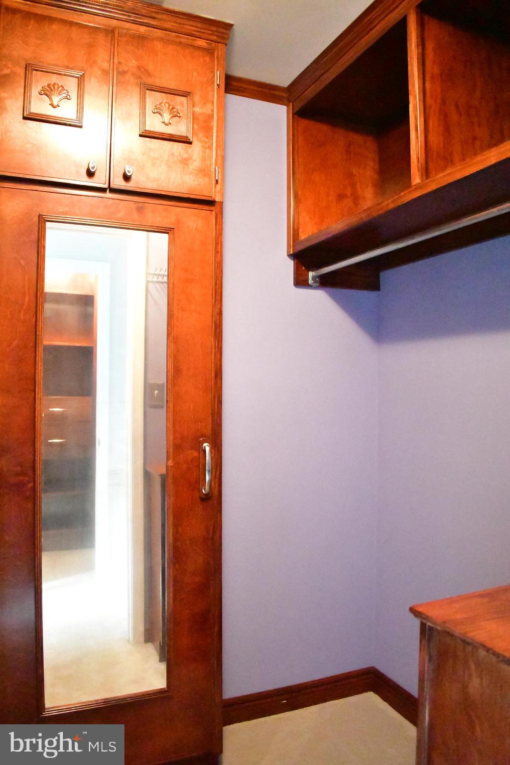 COKESBURY MANOR - Residential