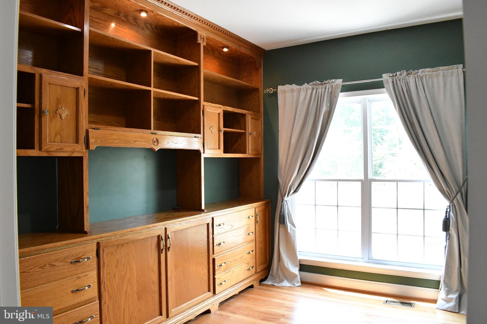 COKESBURY MANOR - Residential